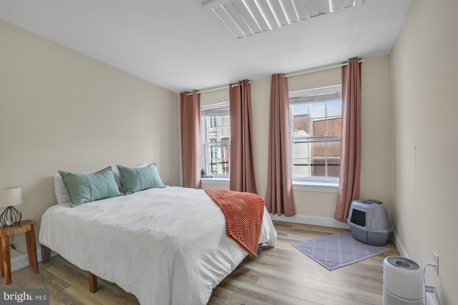 OLD CITY - Residential Lease