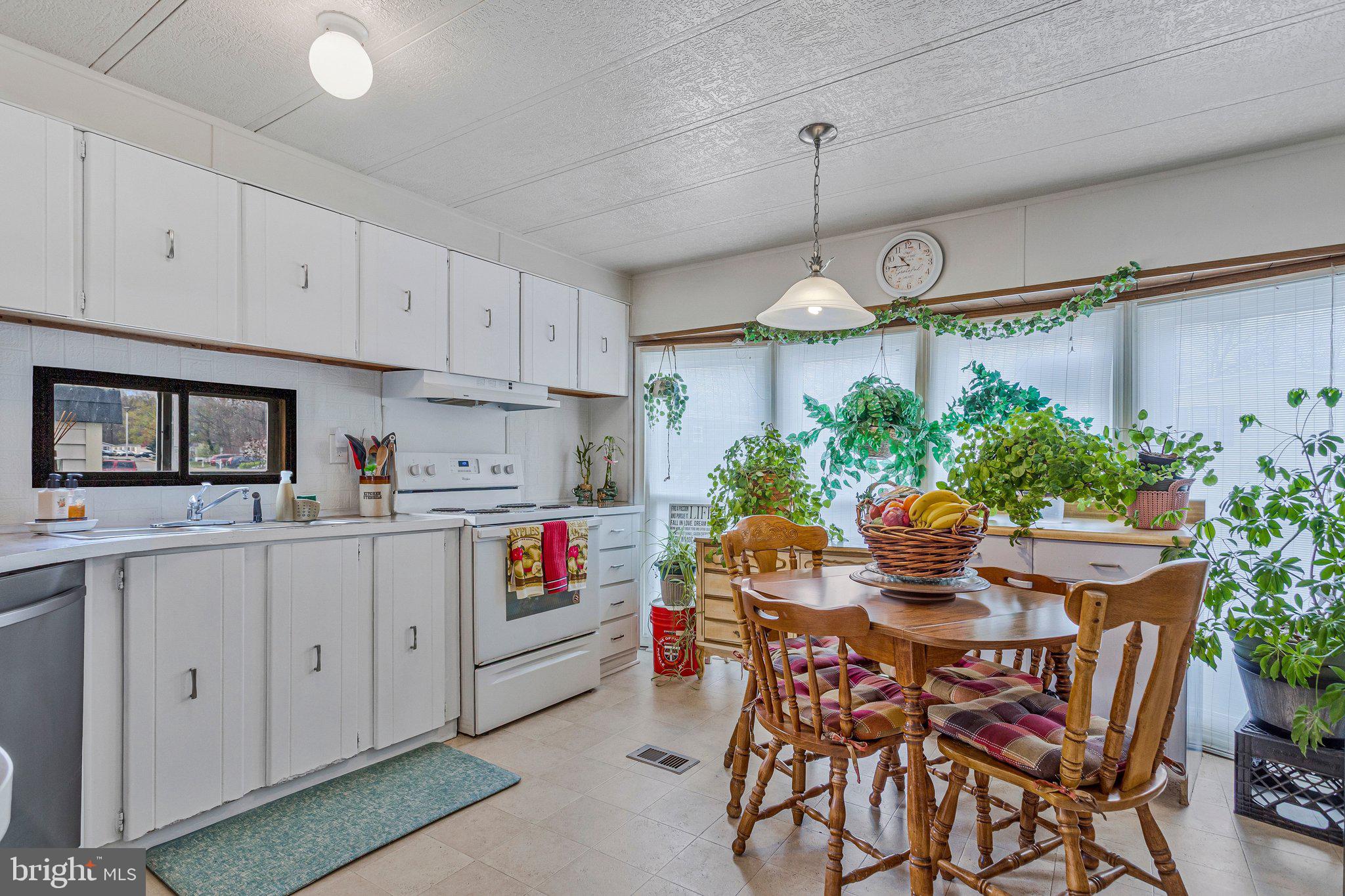 FLOWER VILLAGE - Residential