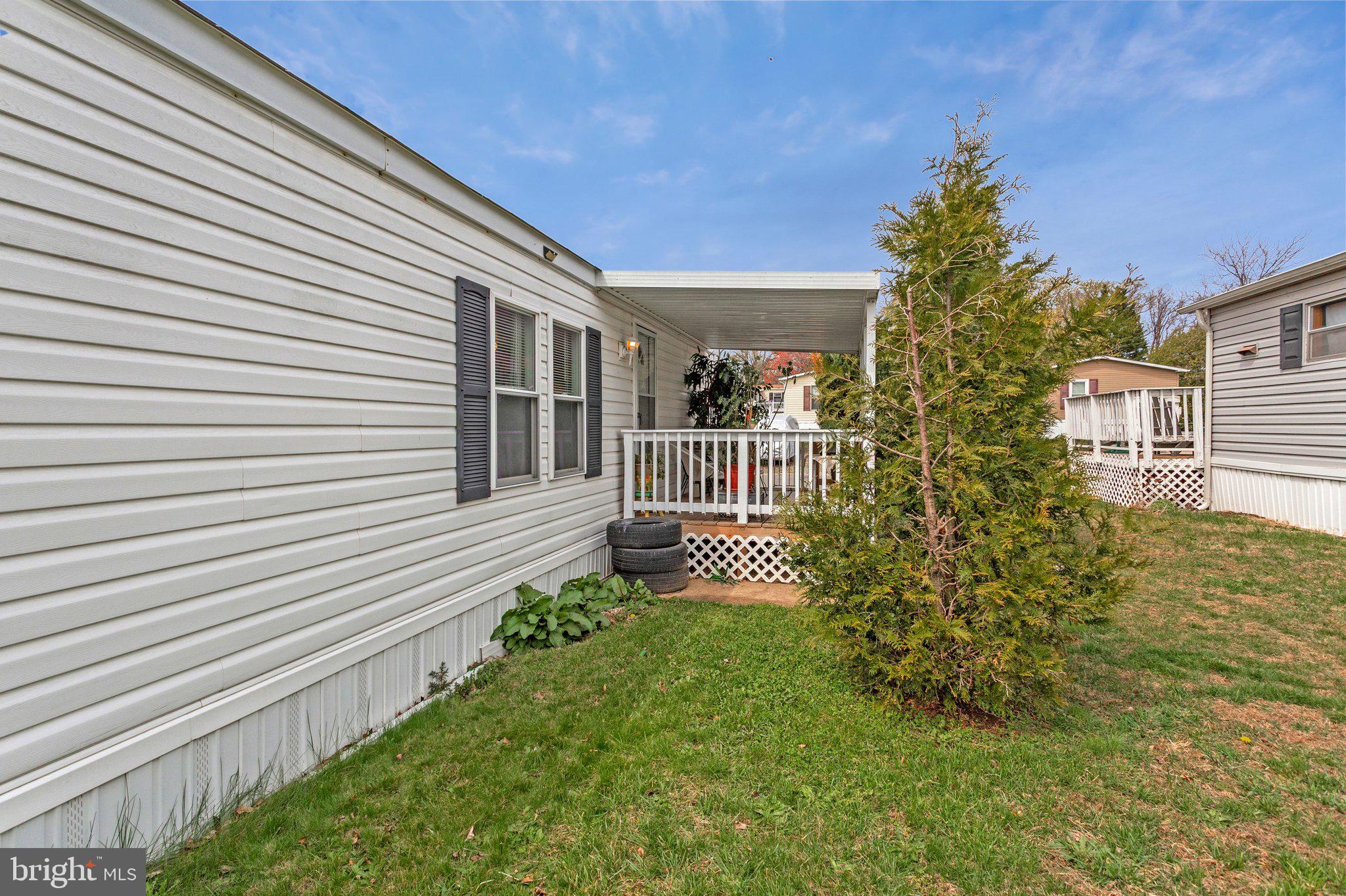 FLOWER VILLAGE - Residential