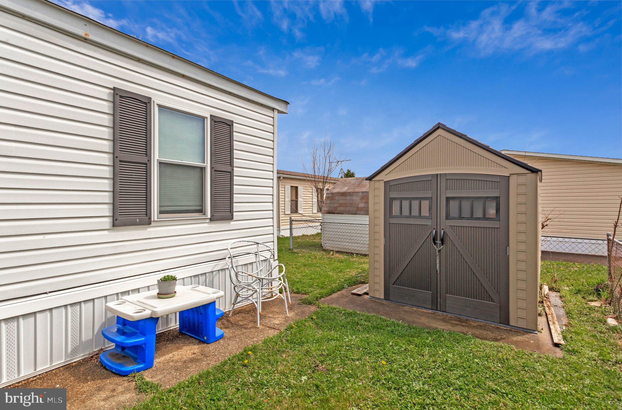 FLOWER VILLAGE - Residential