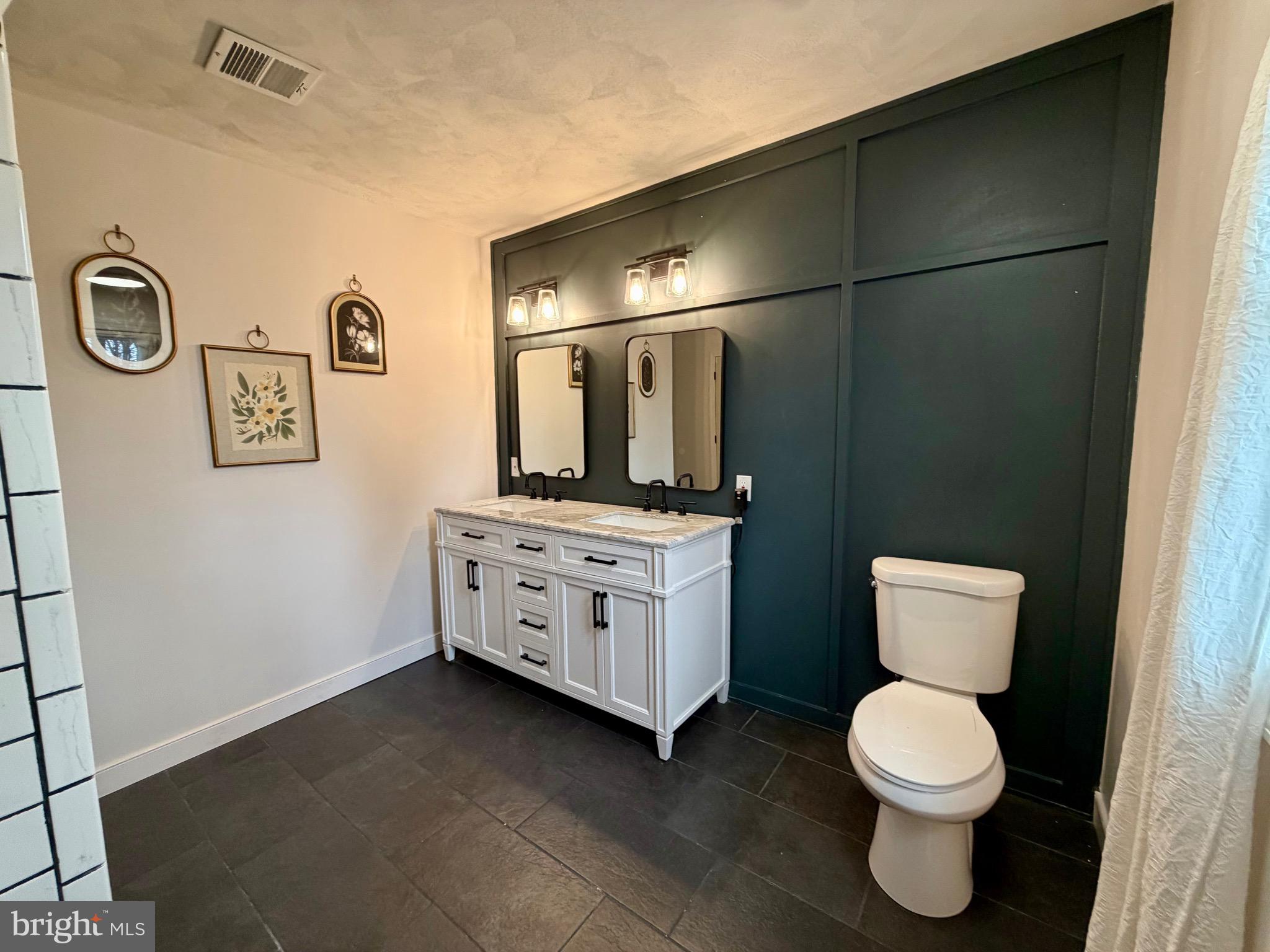 MEADOW BROOK - Residential