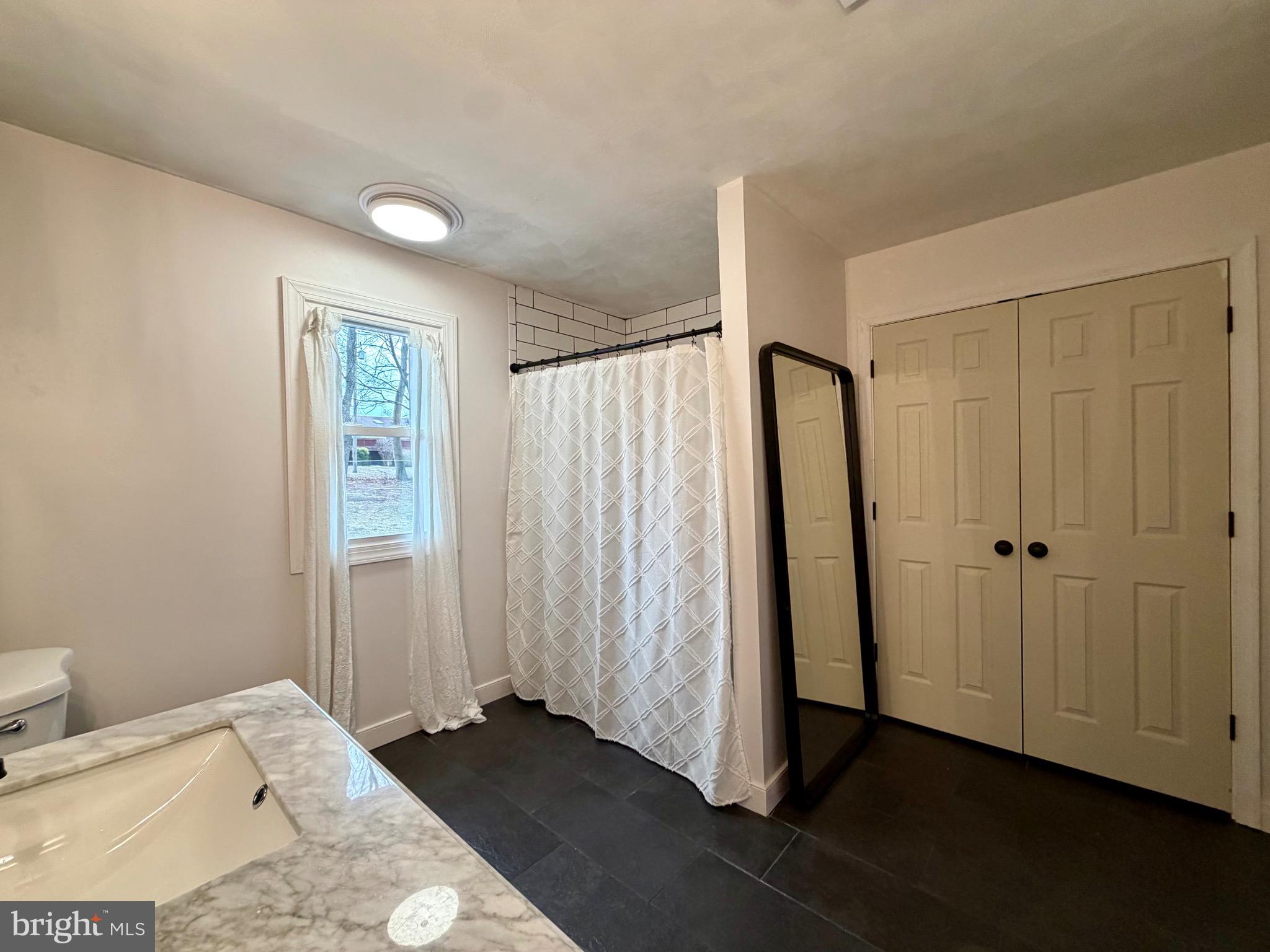 MEADOW BROOK - Residential