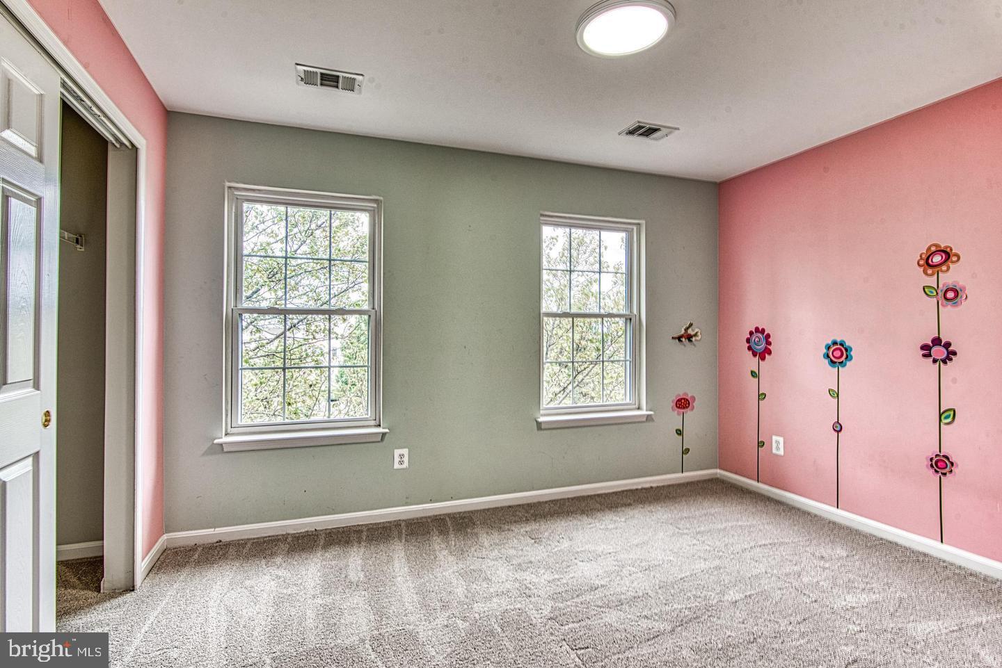 MCNAIR FARMS LAND BAY 2 - Residential Lease