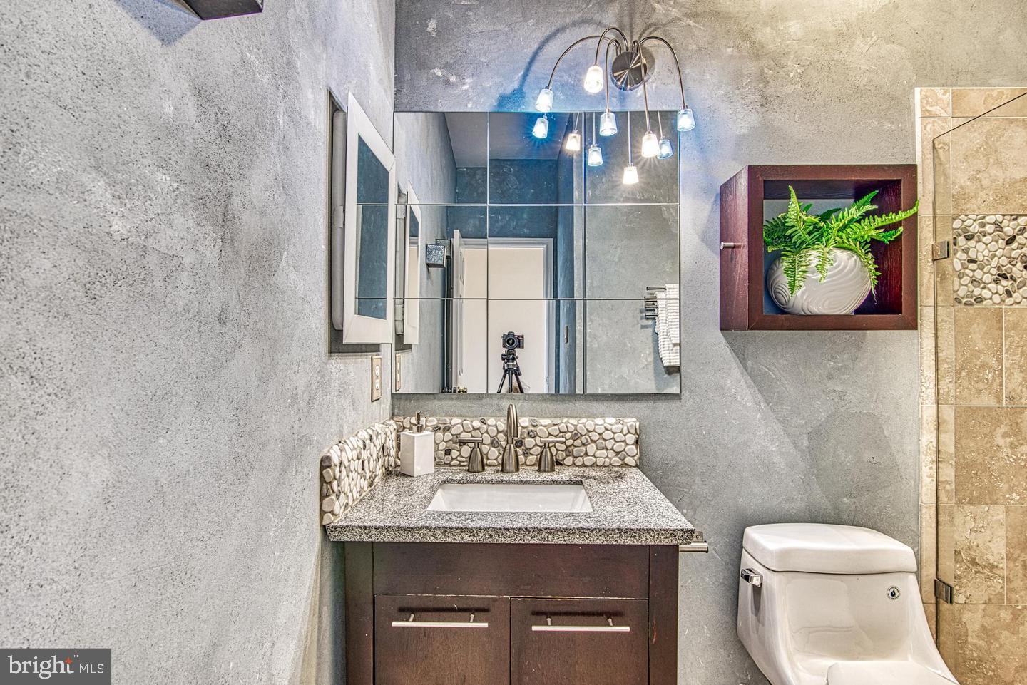 MCNAIR FARMS LAND BAY 2 - Residential Lease