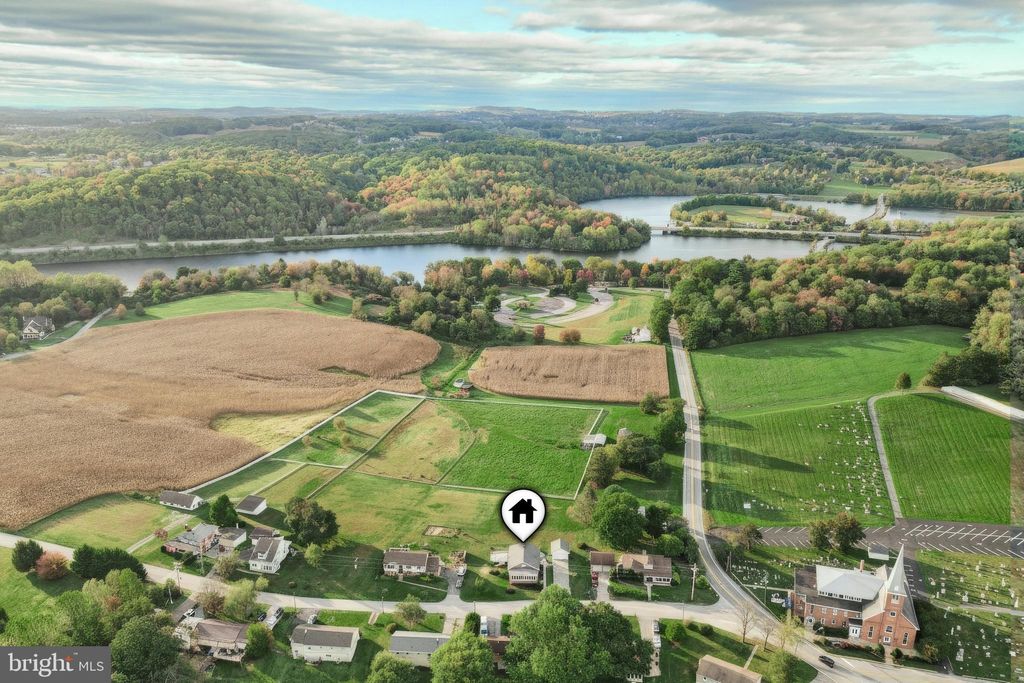 Photo of 203 York Road, YORK, PA 17407 (MLS # PAYK2091960)