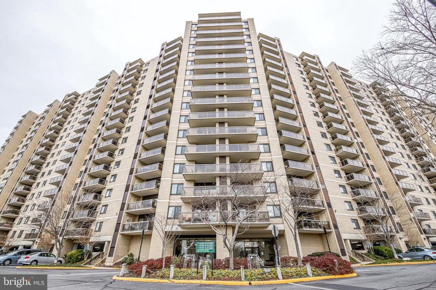 Spacious 1 bed, 1 bath condo in gated community with lots of amenities. Beautiful views thanks to it's location on the 12th floor of the Watergate at Landmark condominium building. Easy access to major roadways as well as a shuttle to Van Dorn Metro. Washer and dryer in unit. UTILITIES INCLUDED. Amenities include Swimming Pool, Playground(s), Fitness Center, Community (Party) Room, Basketball Court, and Tennis Court.

Renting from Hatch Property Management and Sales provides you many benefits! The Resident Benefits Program includes HVAC air filter delivery (for applicable properties), credit building to help boost your credit score with timely rent payments, $1M identity protection, utility concierge service making utility connection a breeze during the move-in process, our best-in-class resident rewards program, and much more! More details during the application process.