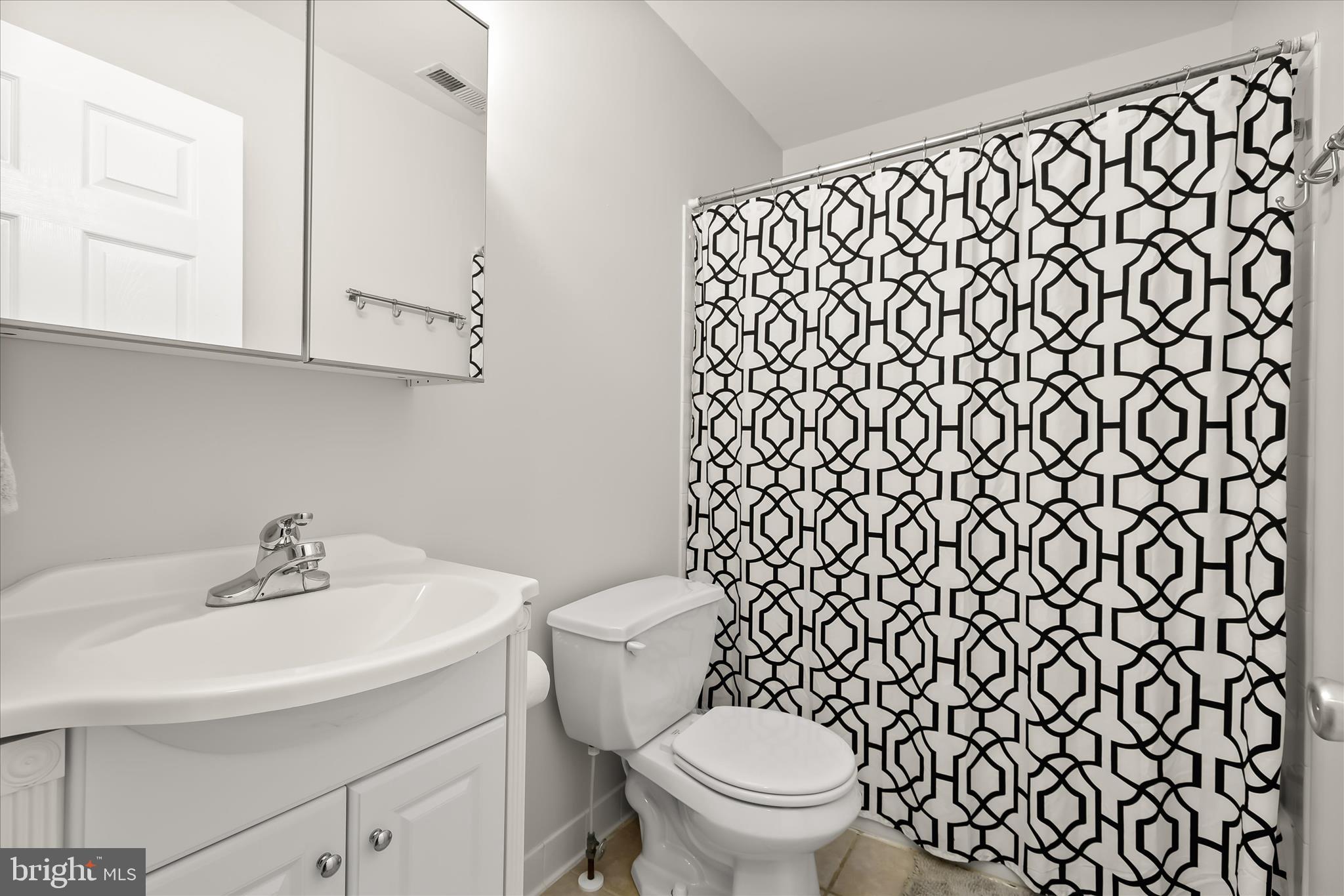 MOUNT WASHINGTON - Residential