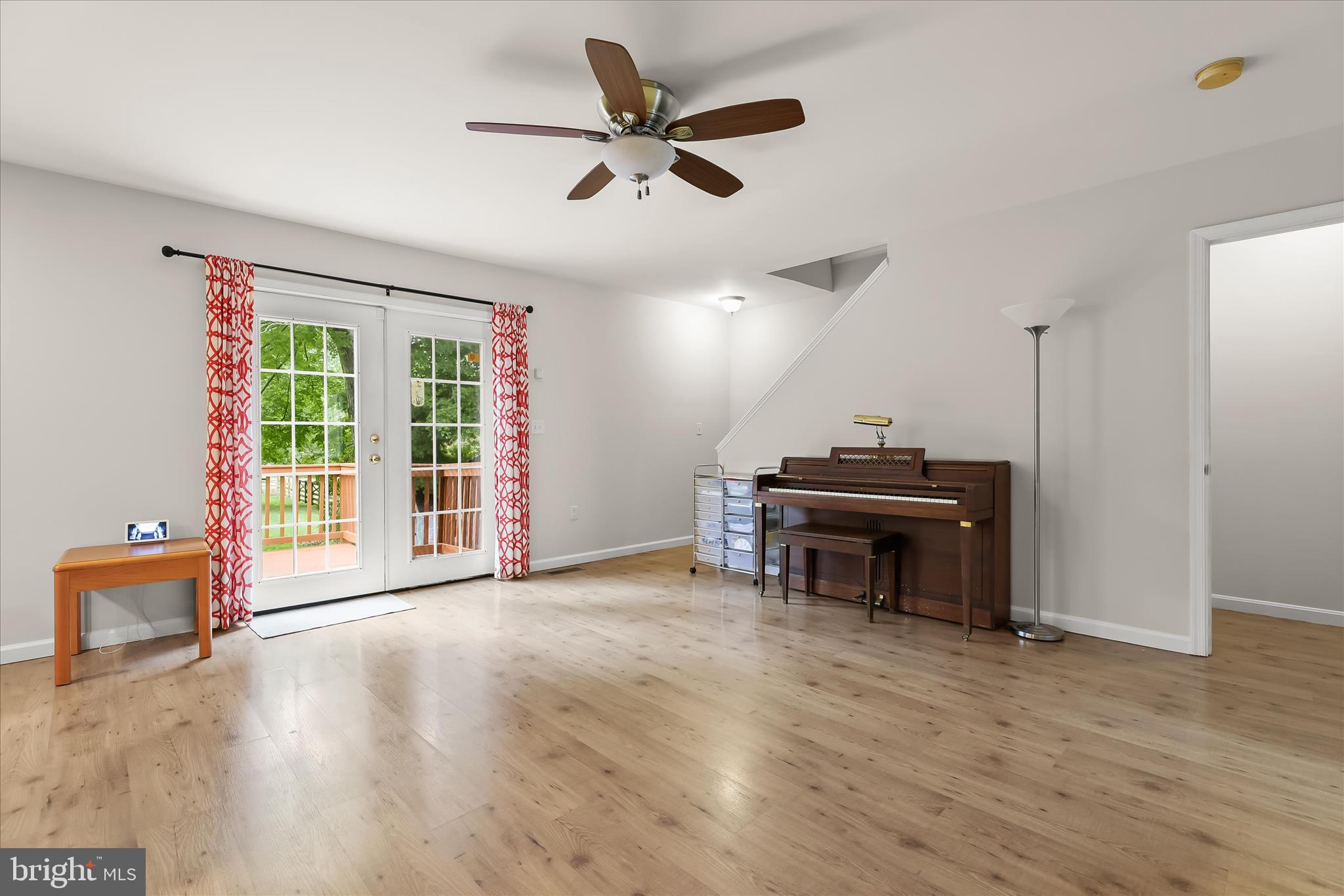MOUNT WASHINGTON - Residential