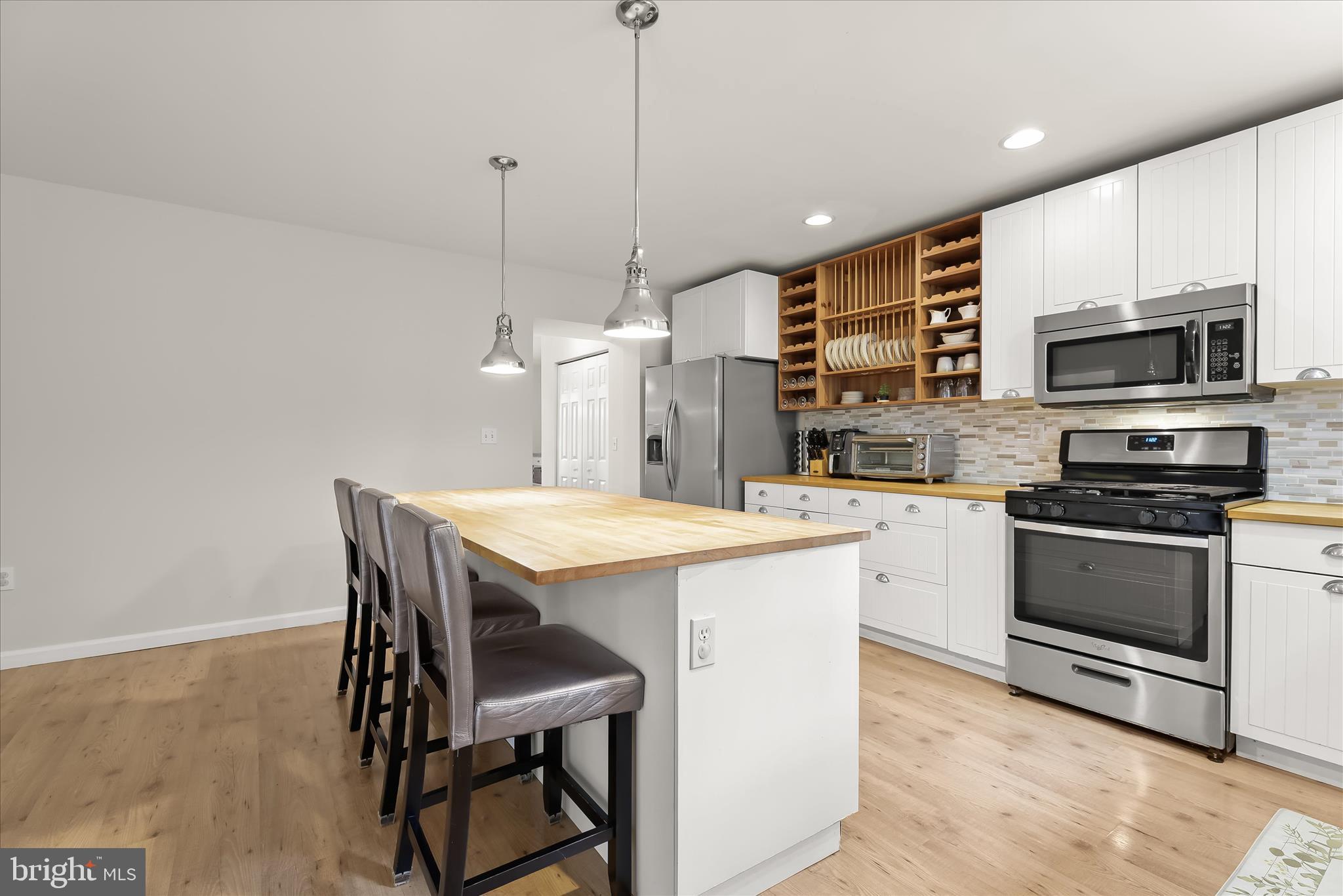 MOUNT WASHINGTON - Residential