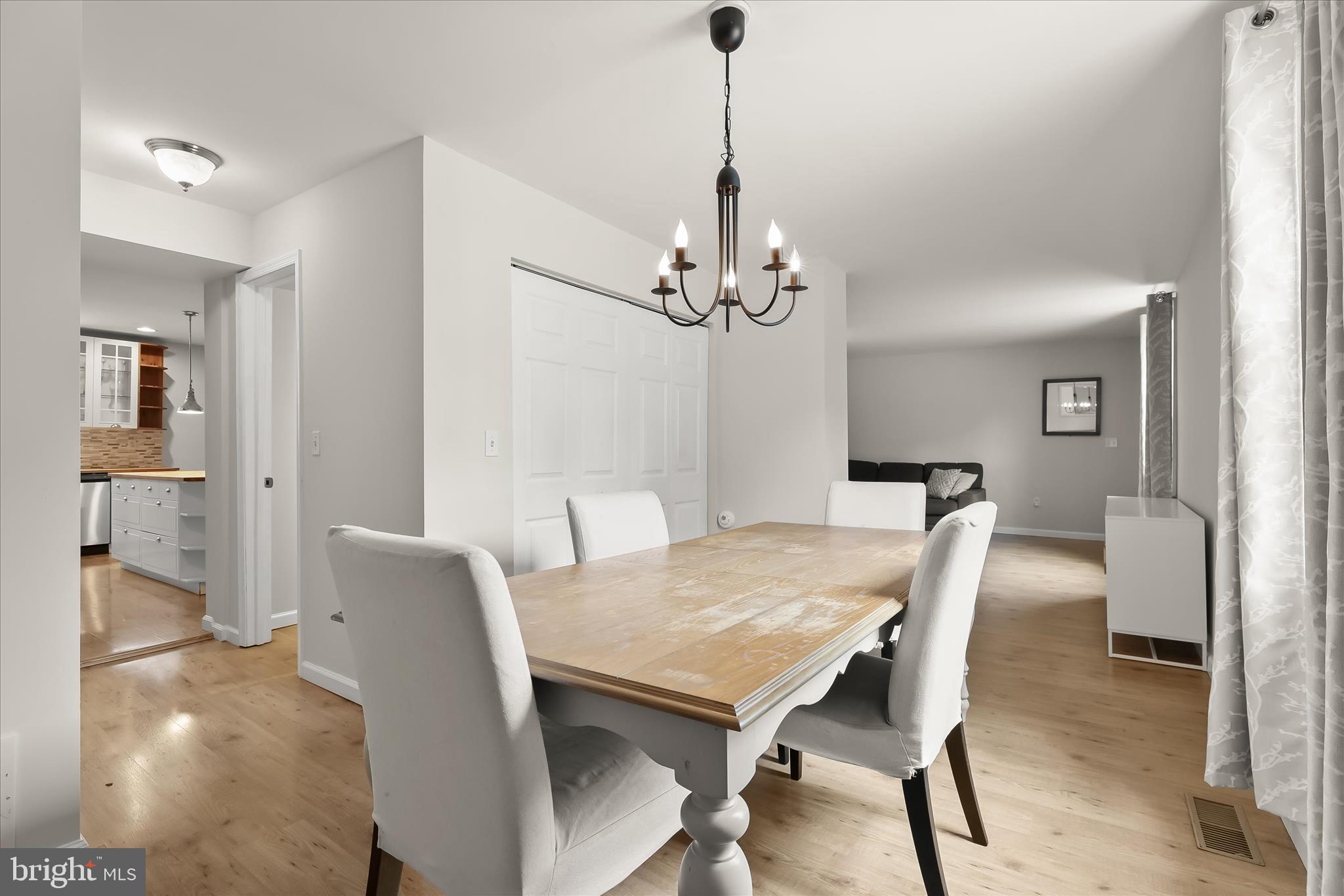 MOUNT WASHINGTON - Residential