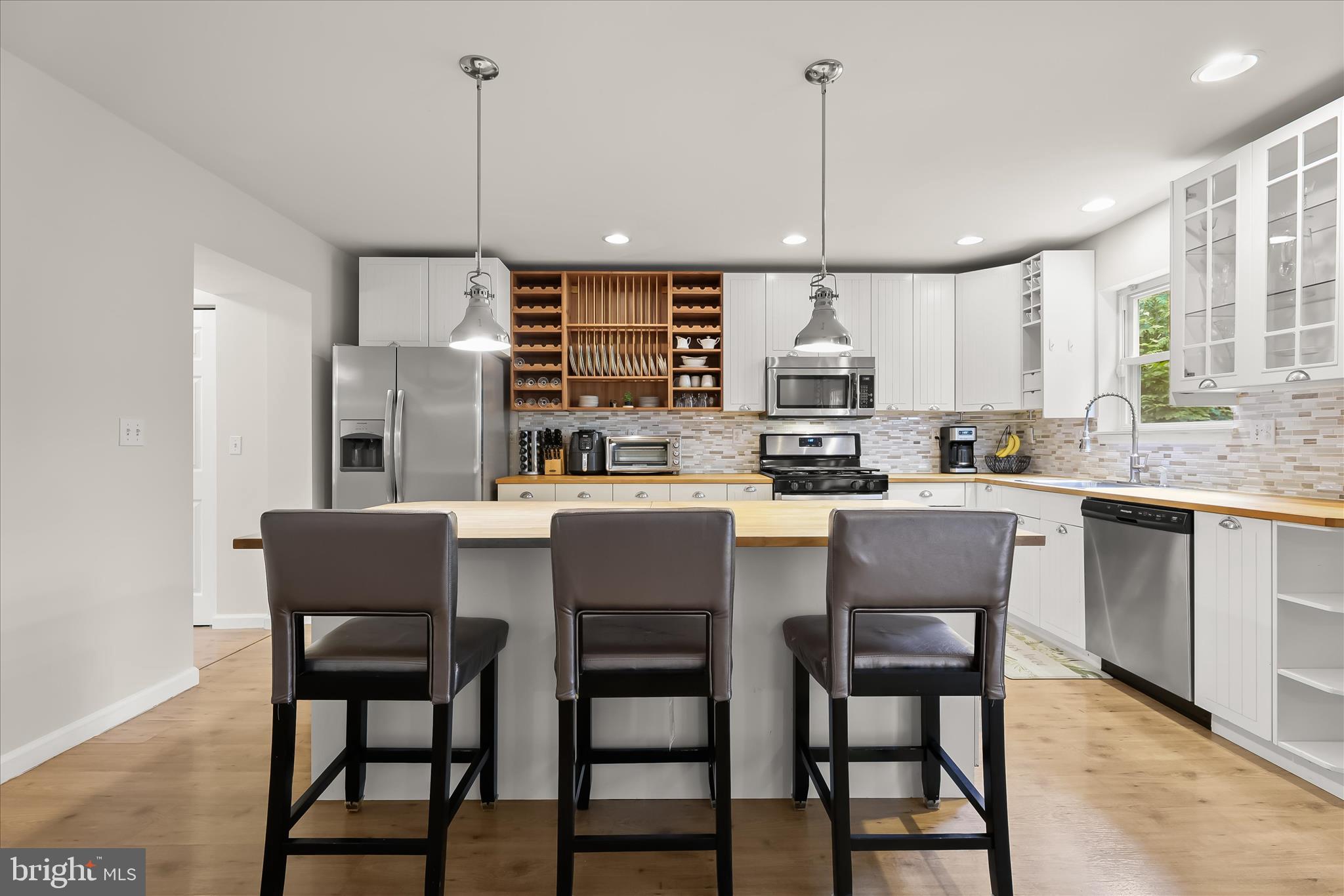 MOUNT WASHINGTON - Residential