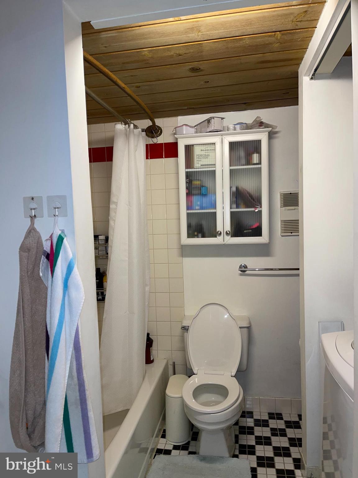 CHINATOWN - Residential