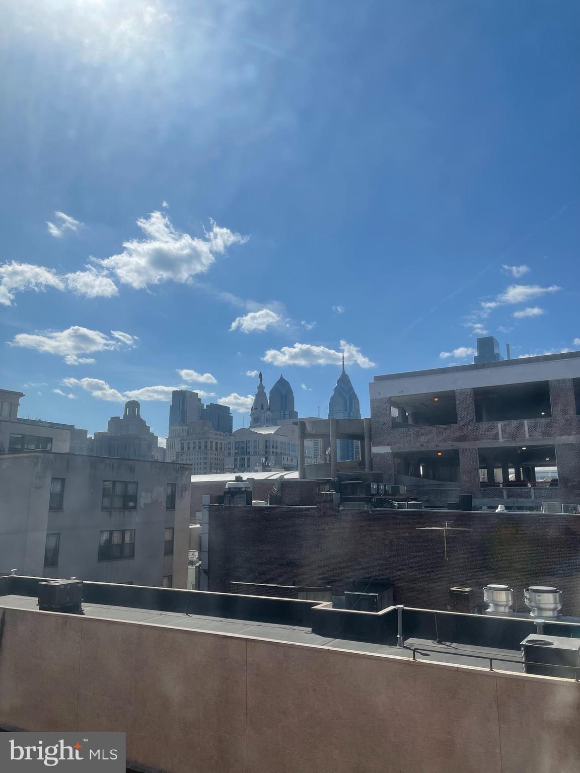 CHINATOWN - Residential