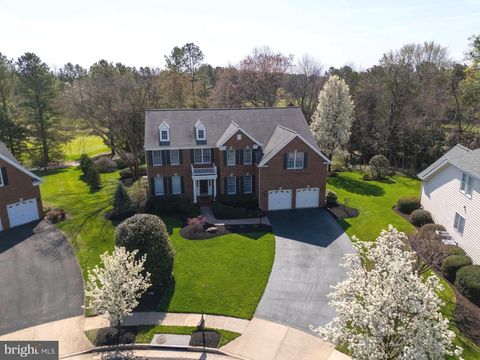 Photo of 15077 Valhalla Court, HAYMARKET, VA 20169 (MLS # VAPW2116164)