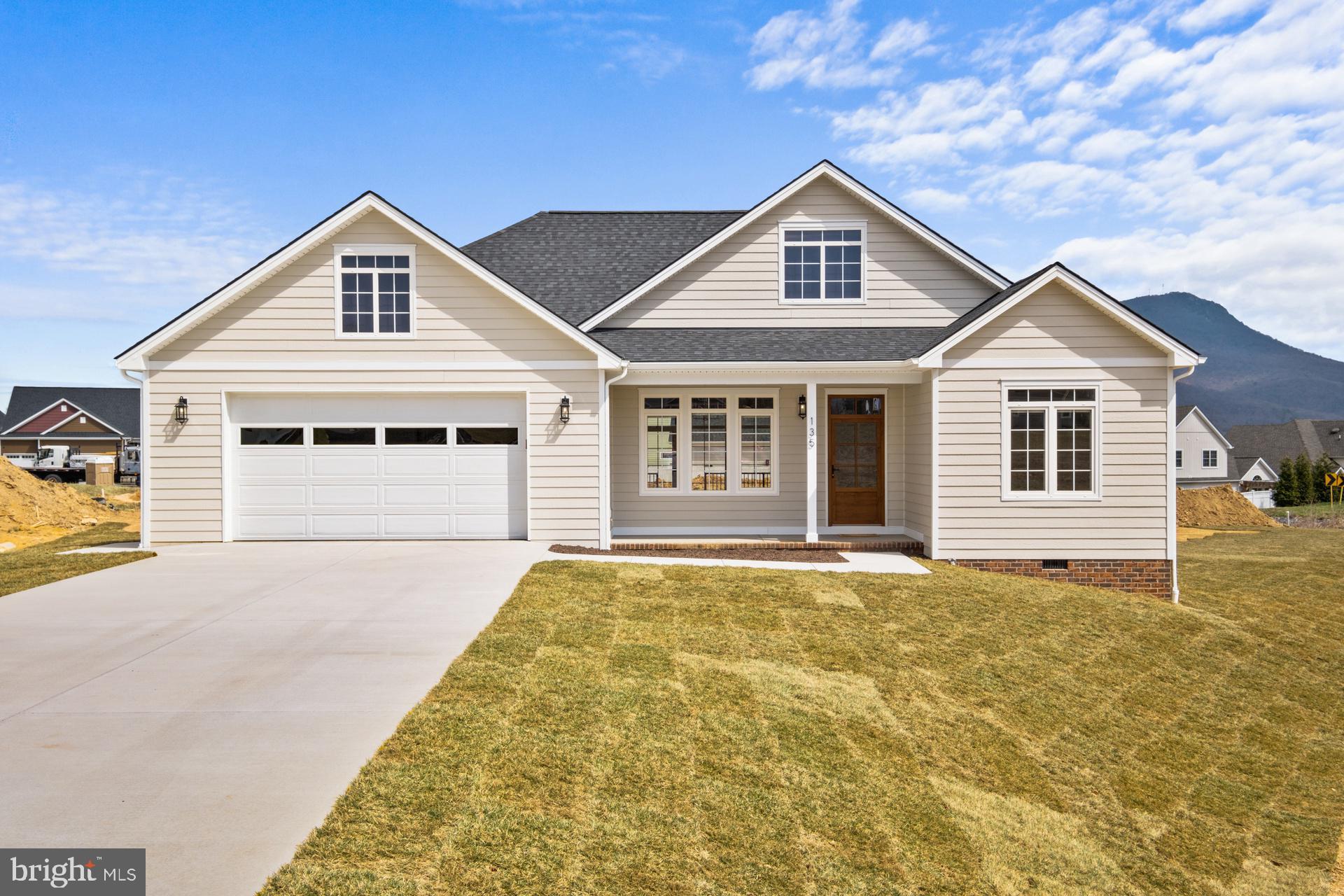 135 RADNOR CT