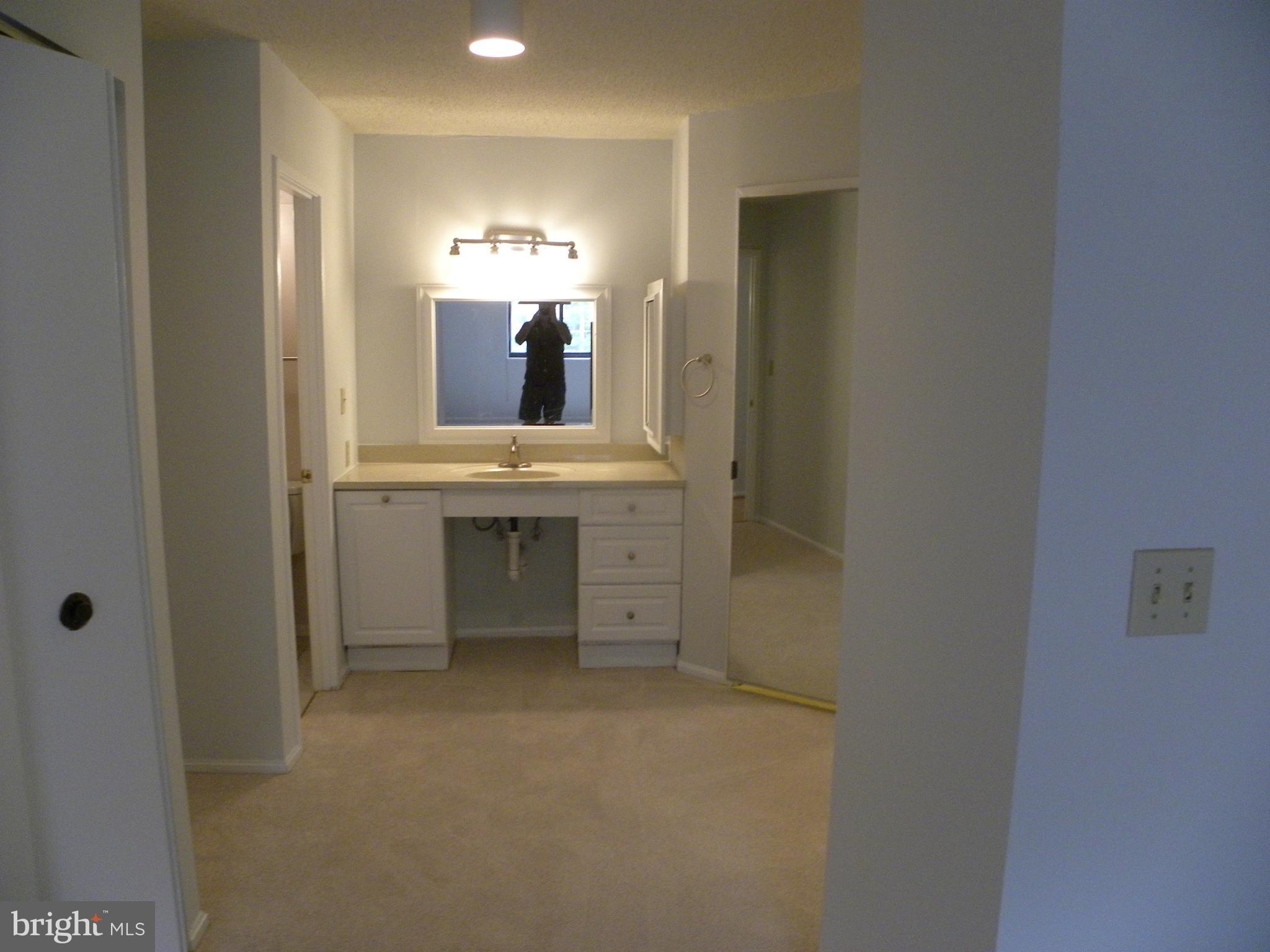 MONTEBELLO - Residential Lease