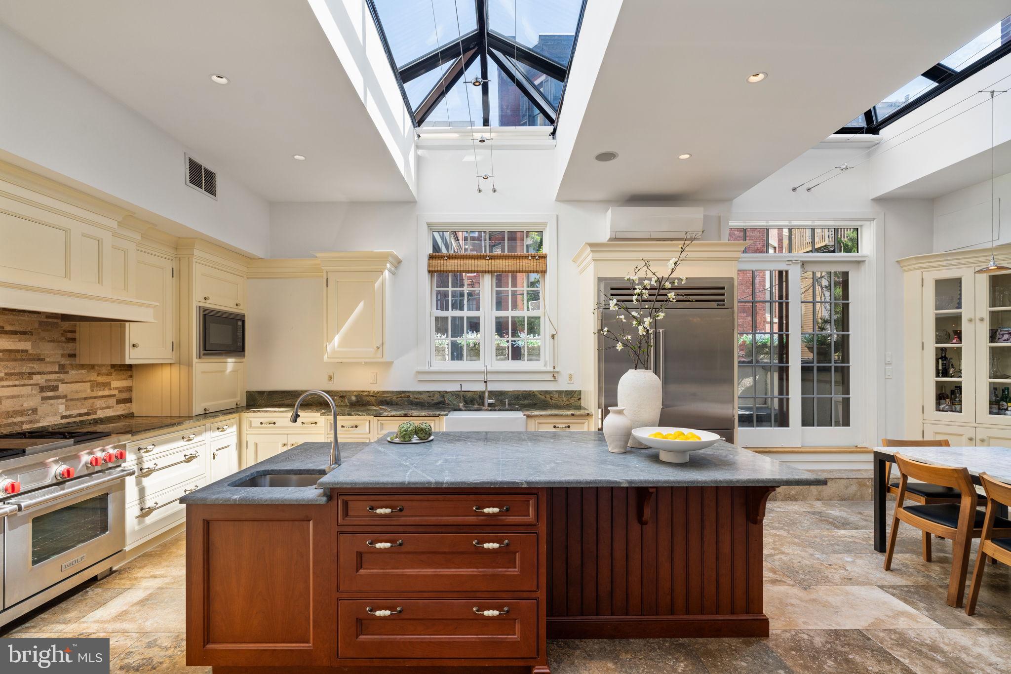 RITTENHOUSE SQUARE - Residential