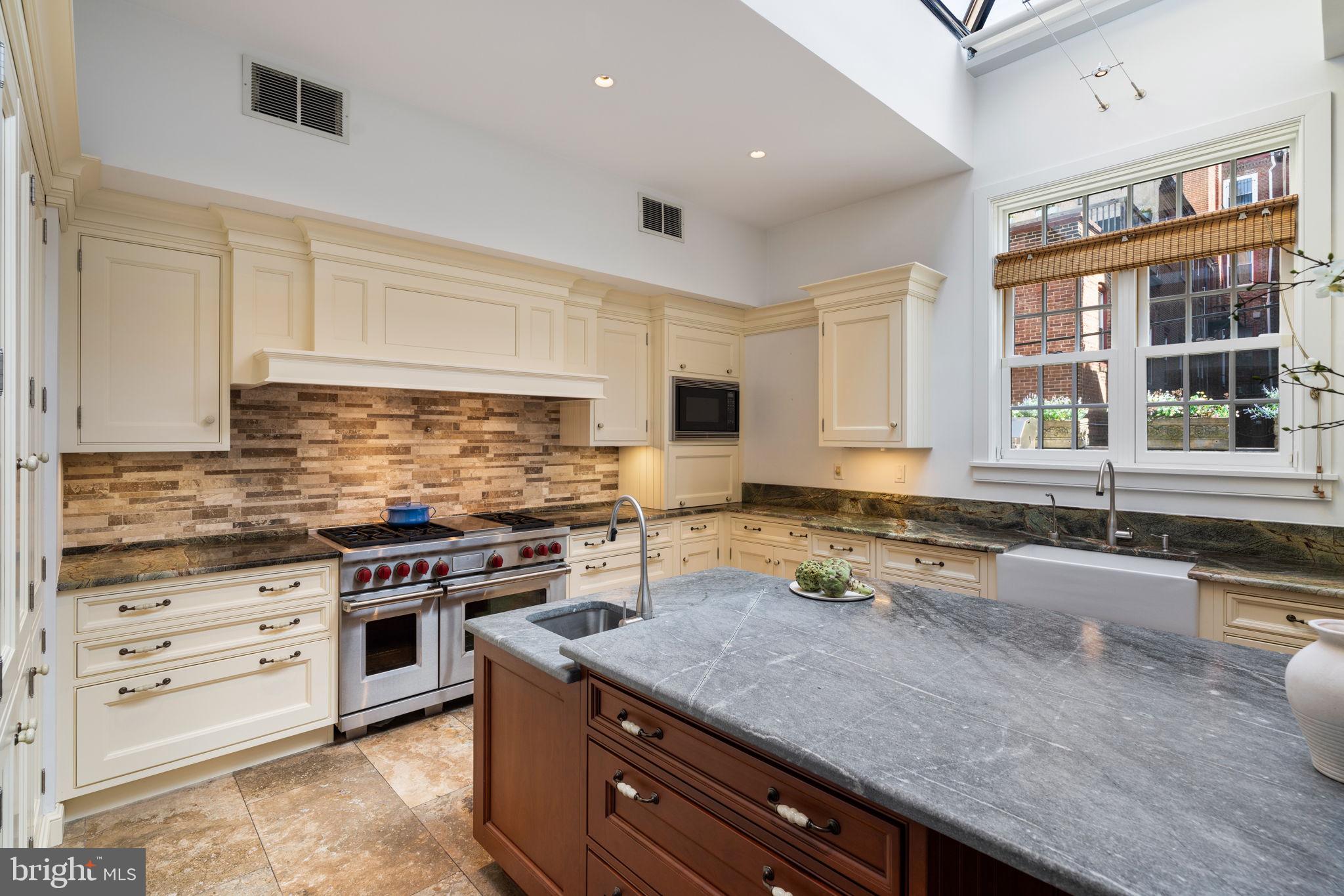 RITTENHOUSE SQUARE - Residential