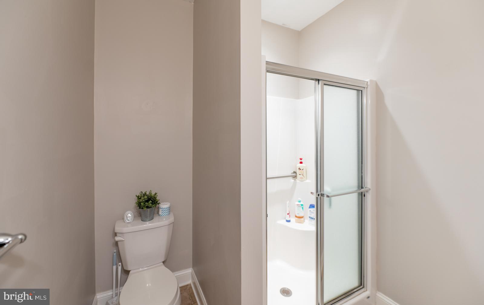 WALNUT SPRINGS EST - Residential