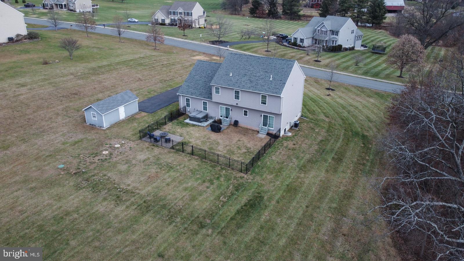 WALNUT SPRINGS EST - Residential