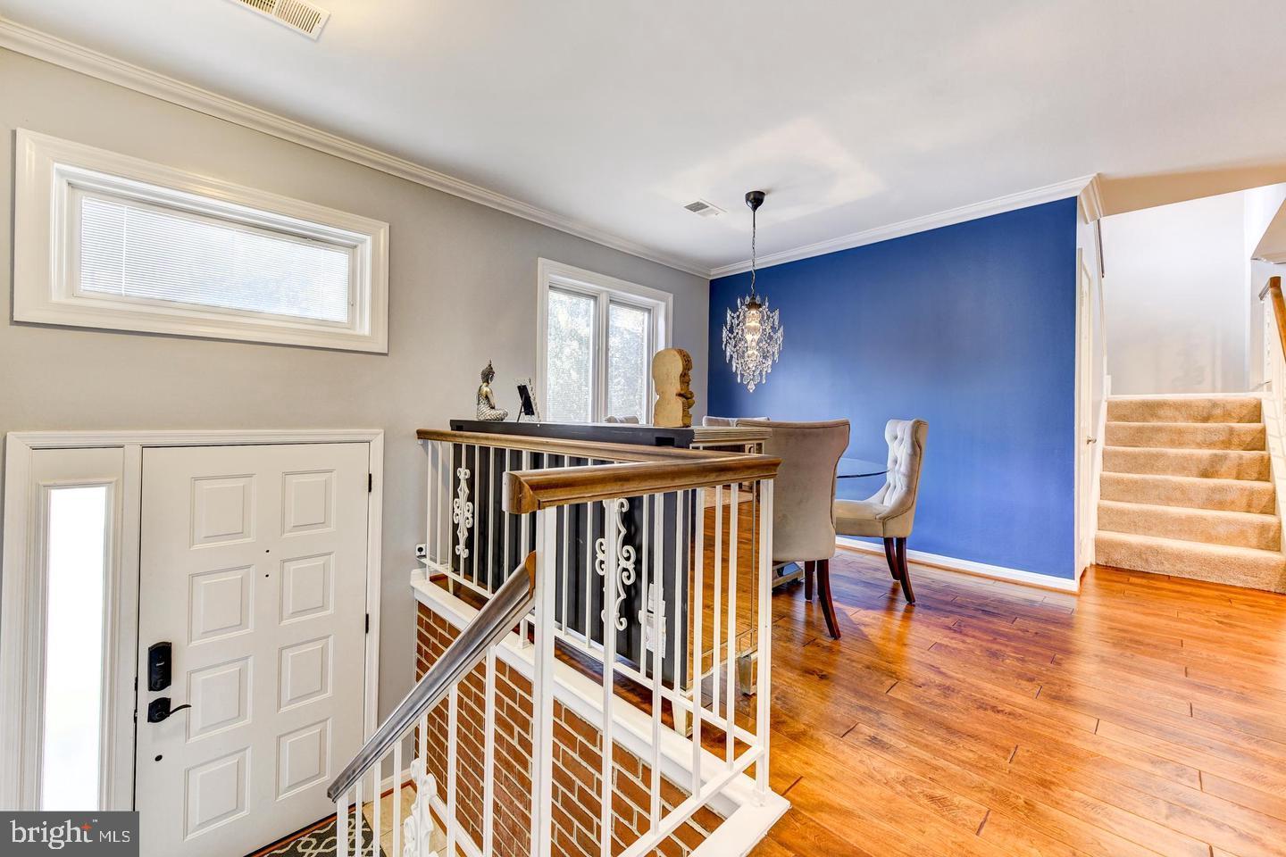 1849 N UHLE STREET 1