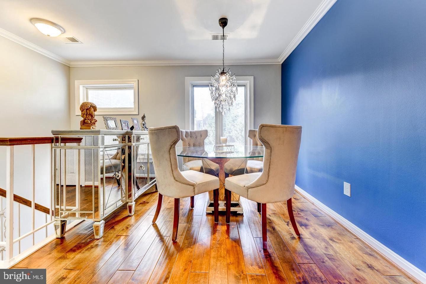 1849 N UHLE STREET 1