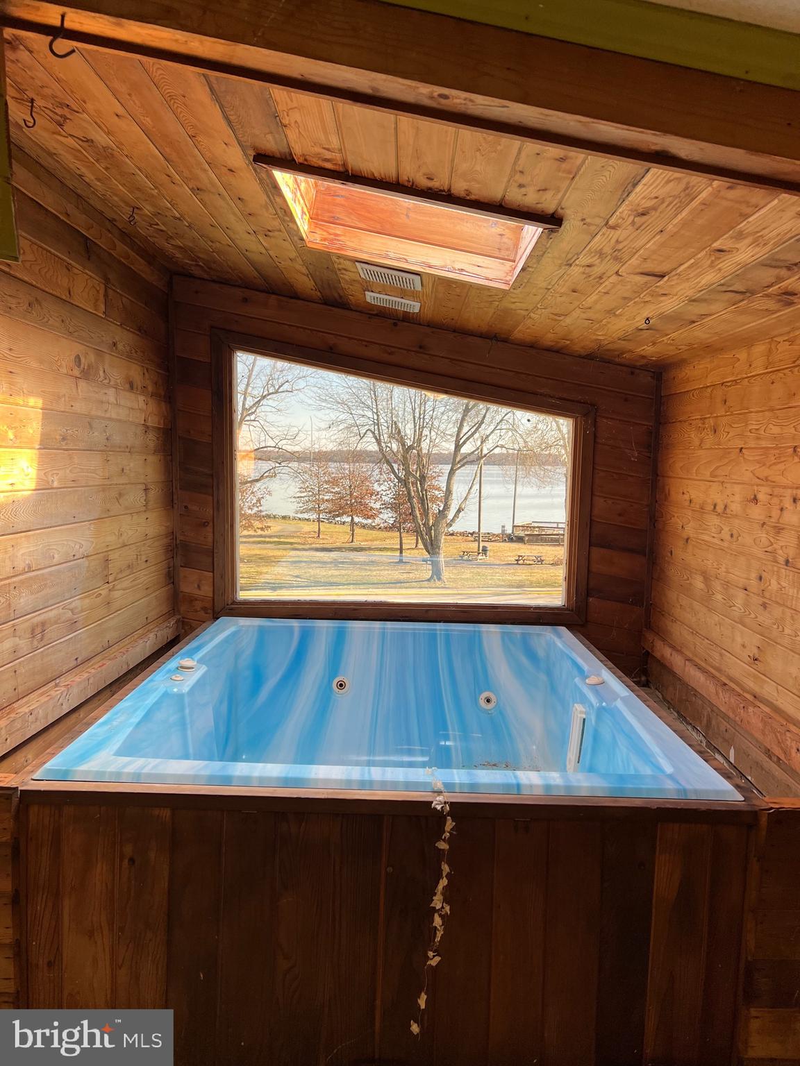 QUANTICO TOWN - Residential