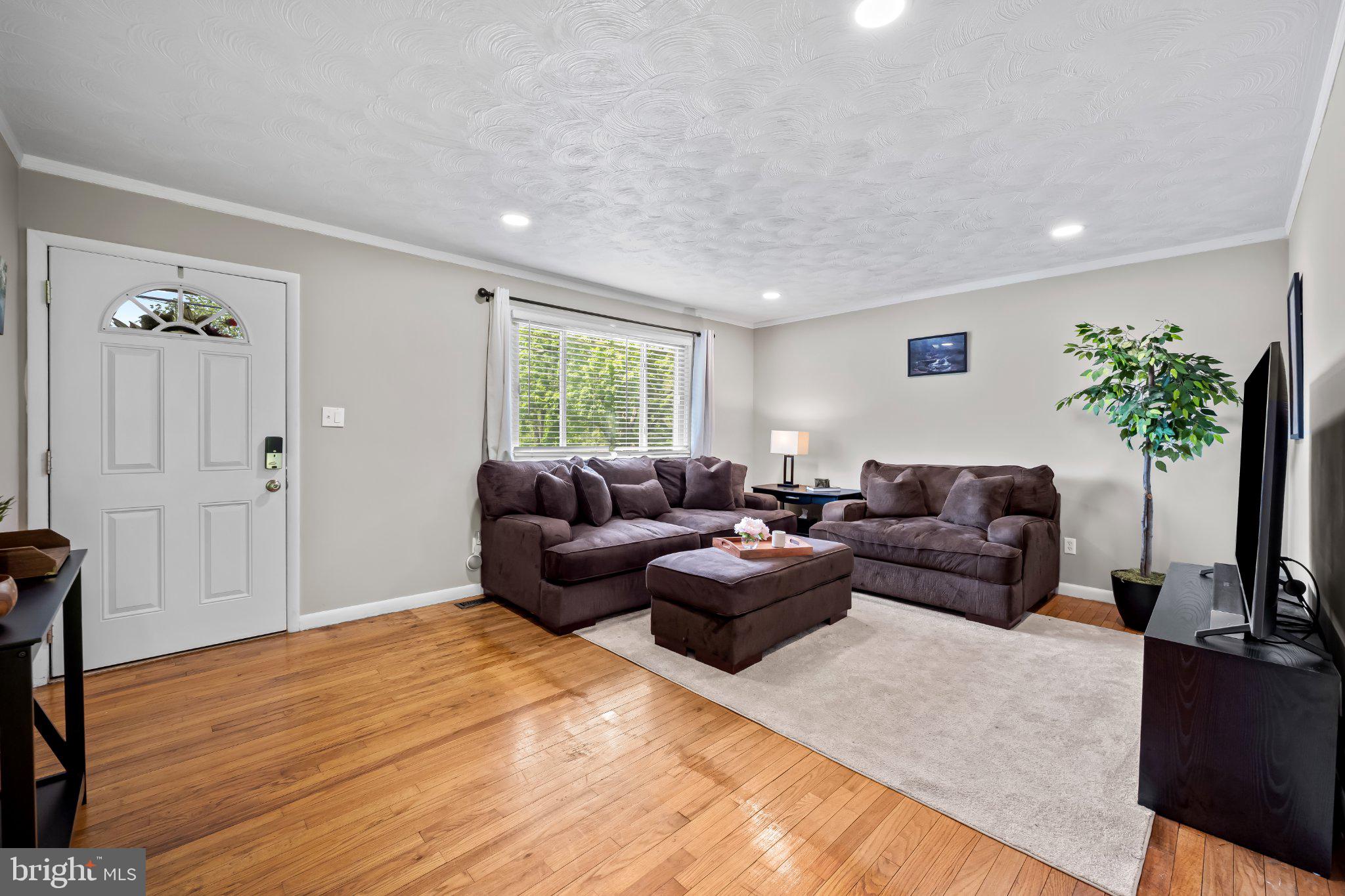 SULLIVAN HEIGHTS - Residential