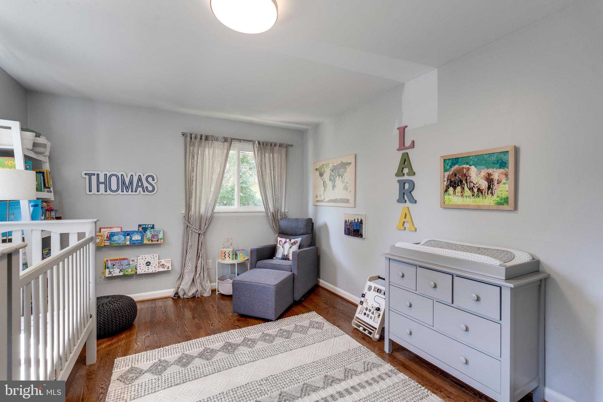 MONTROSE - Residential