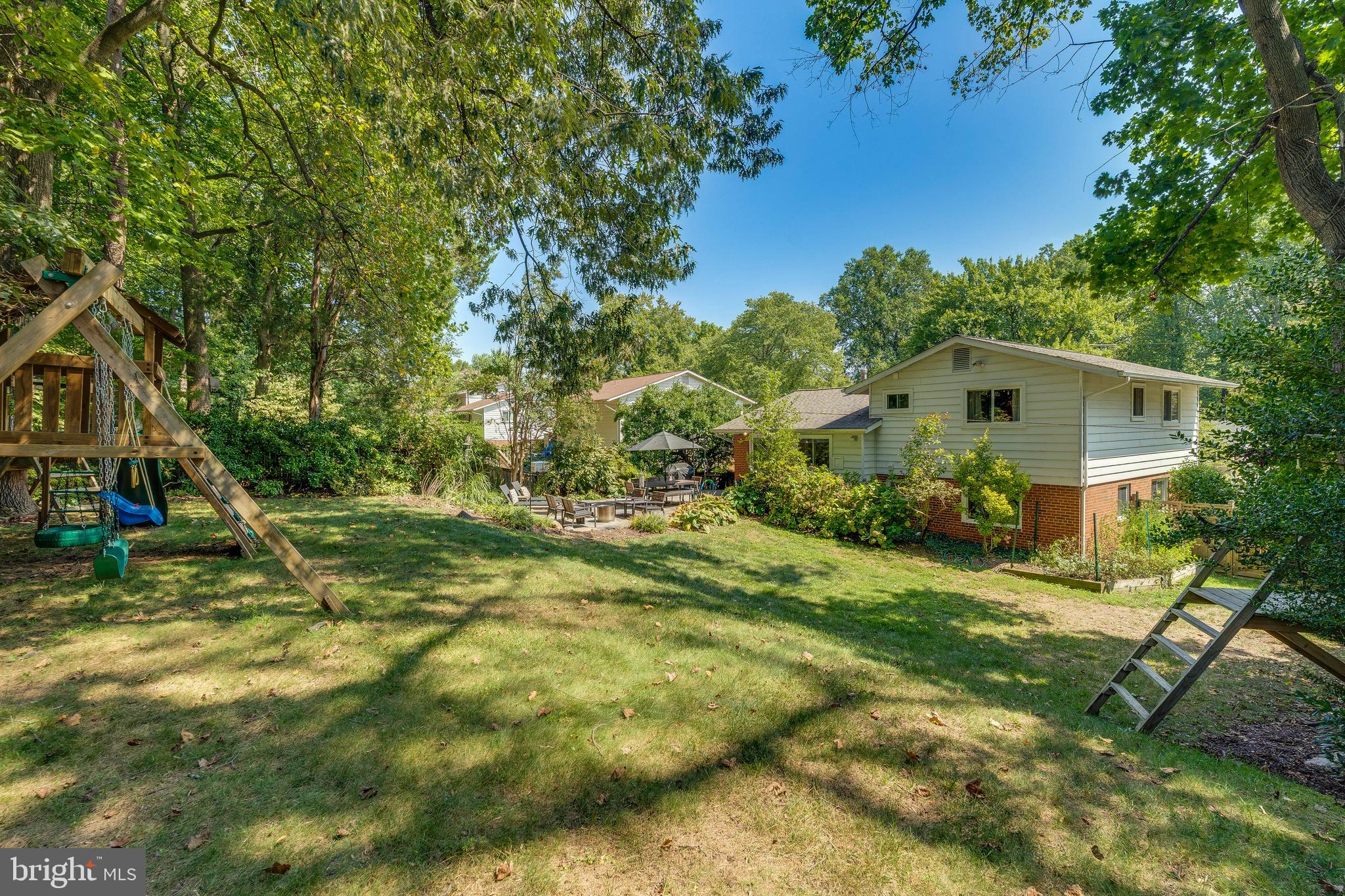 MONTROSE - Residential