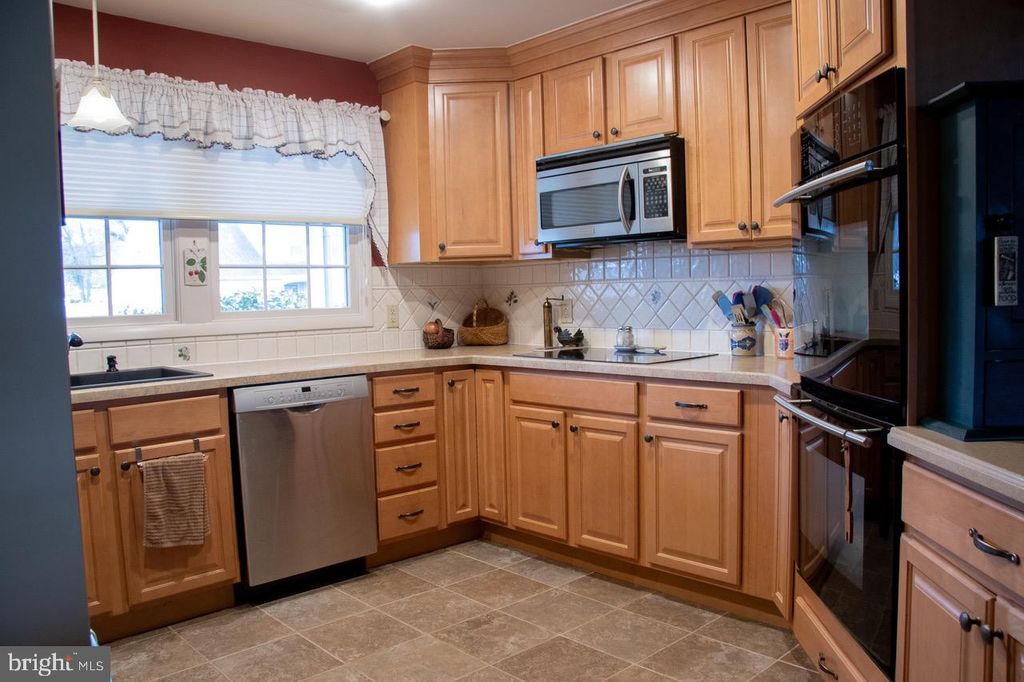 Photo of 4617 Magnolia Avenue, BRISTOL, PA 19007 (MLS # PABU2114240)