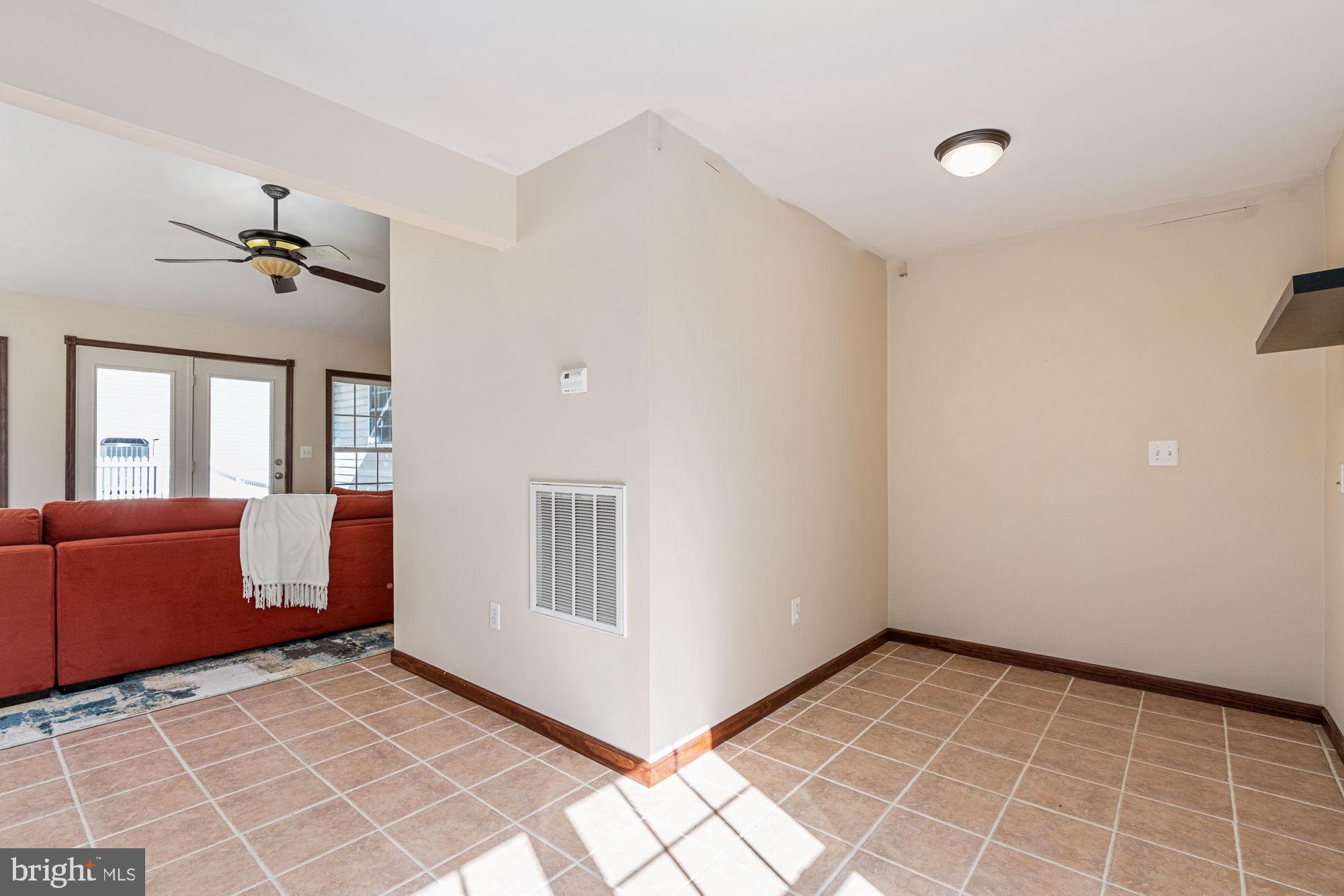 HUNTINGTON MEADOWS - Residential