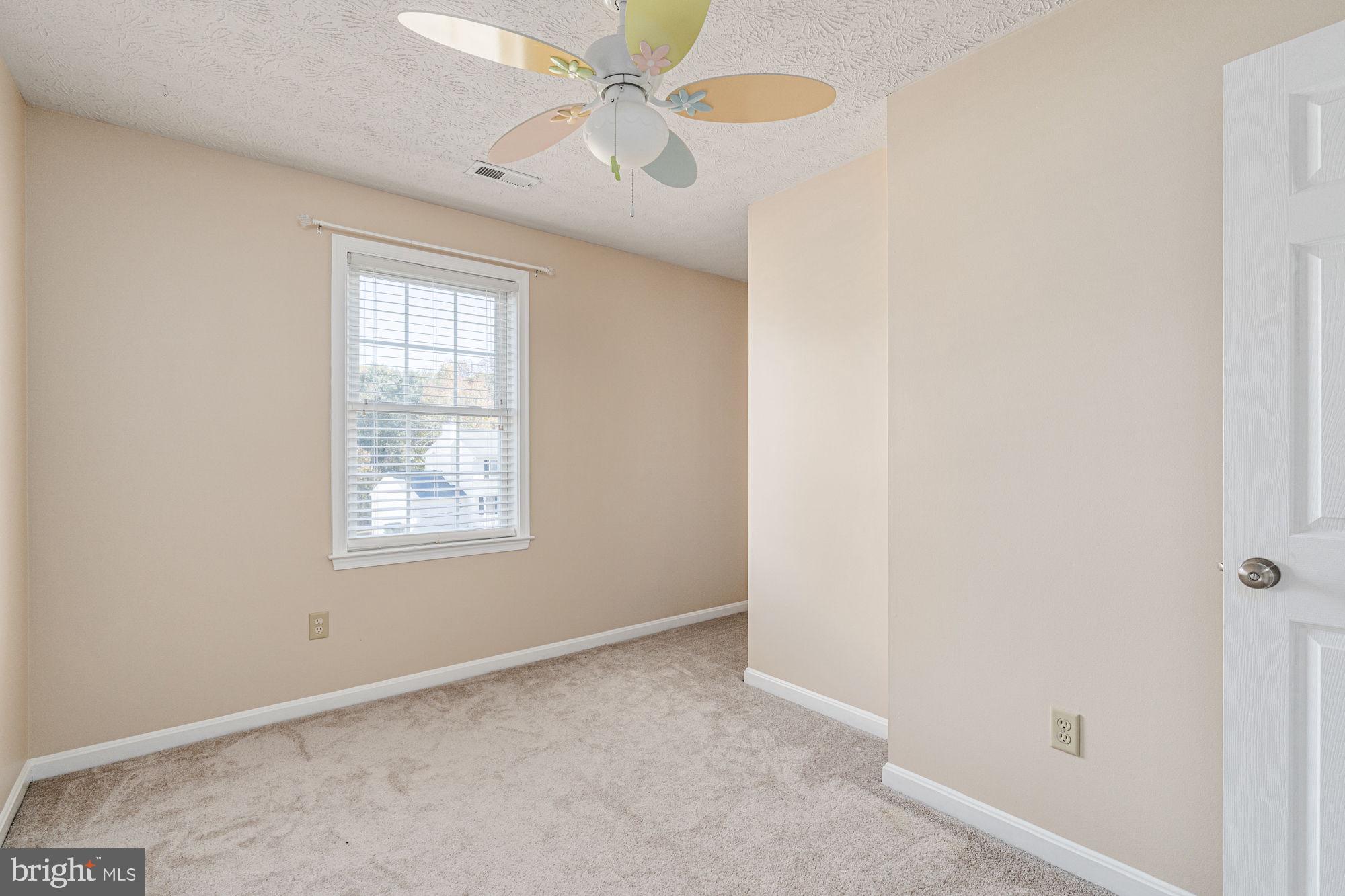 HUNTINGTON MEADOWS - Residential