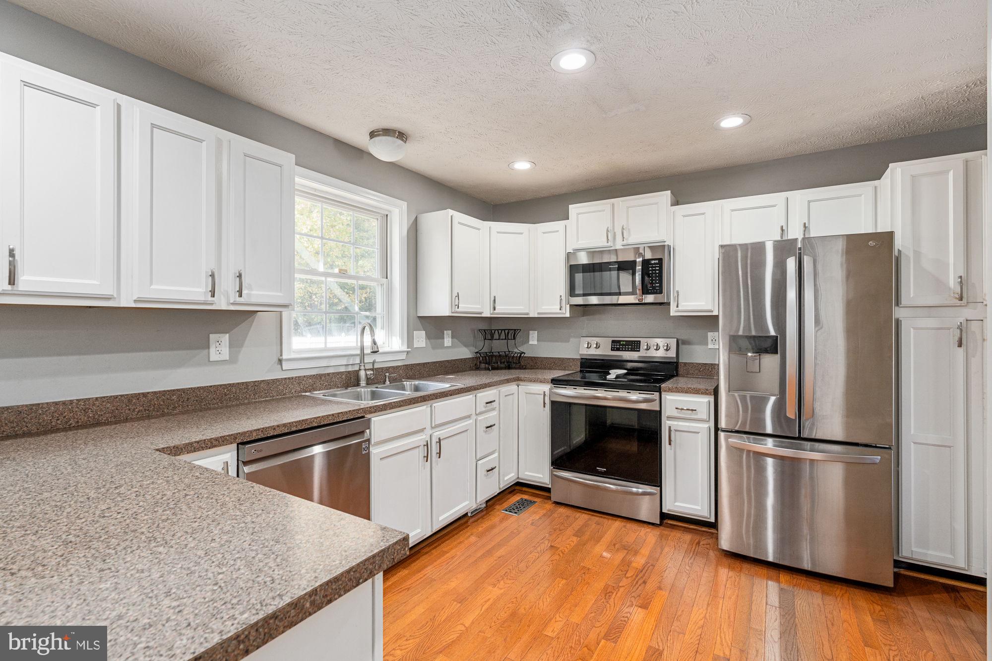 HUNTINGTON MEADOWS - Residential