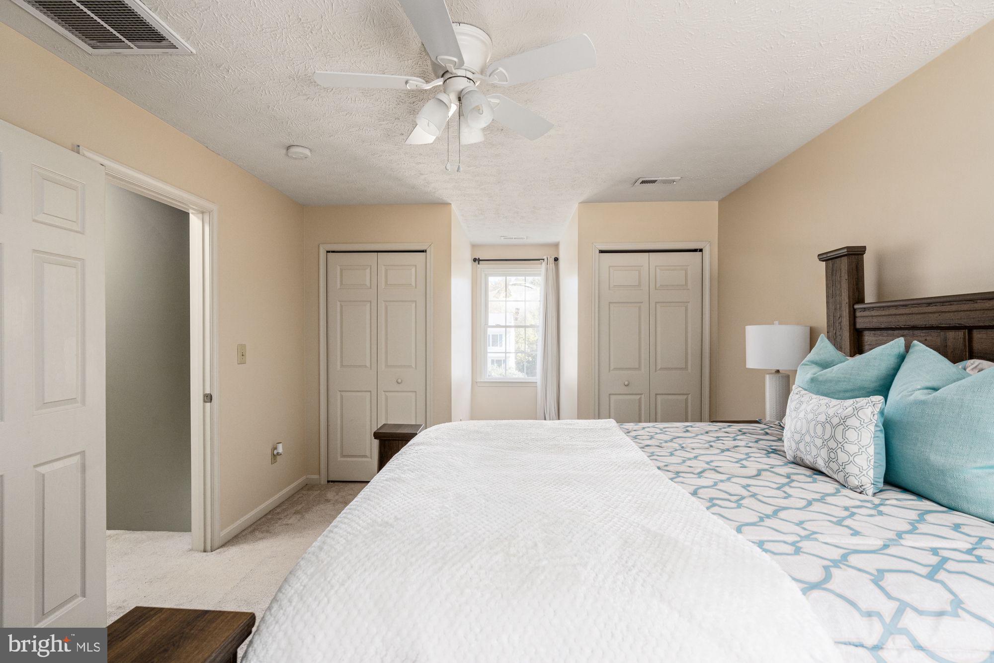 HUNTINGTON MEADOWS - Residential