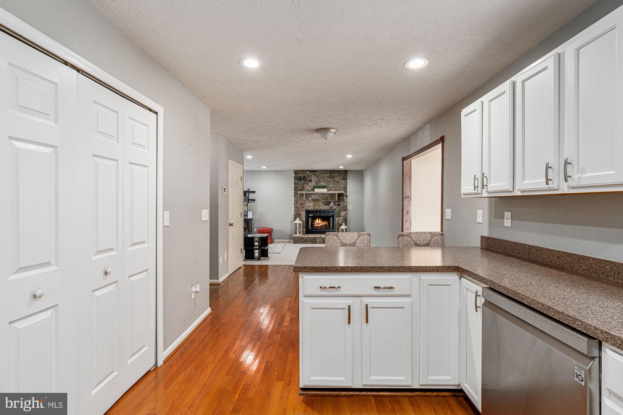 HUNTINGTON MEADOWS - Residential