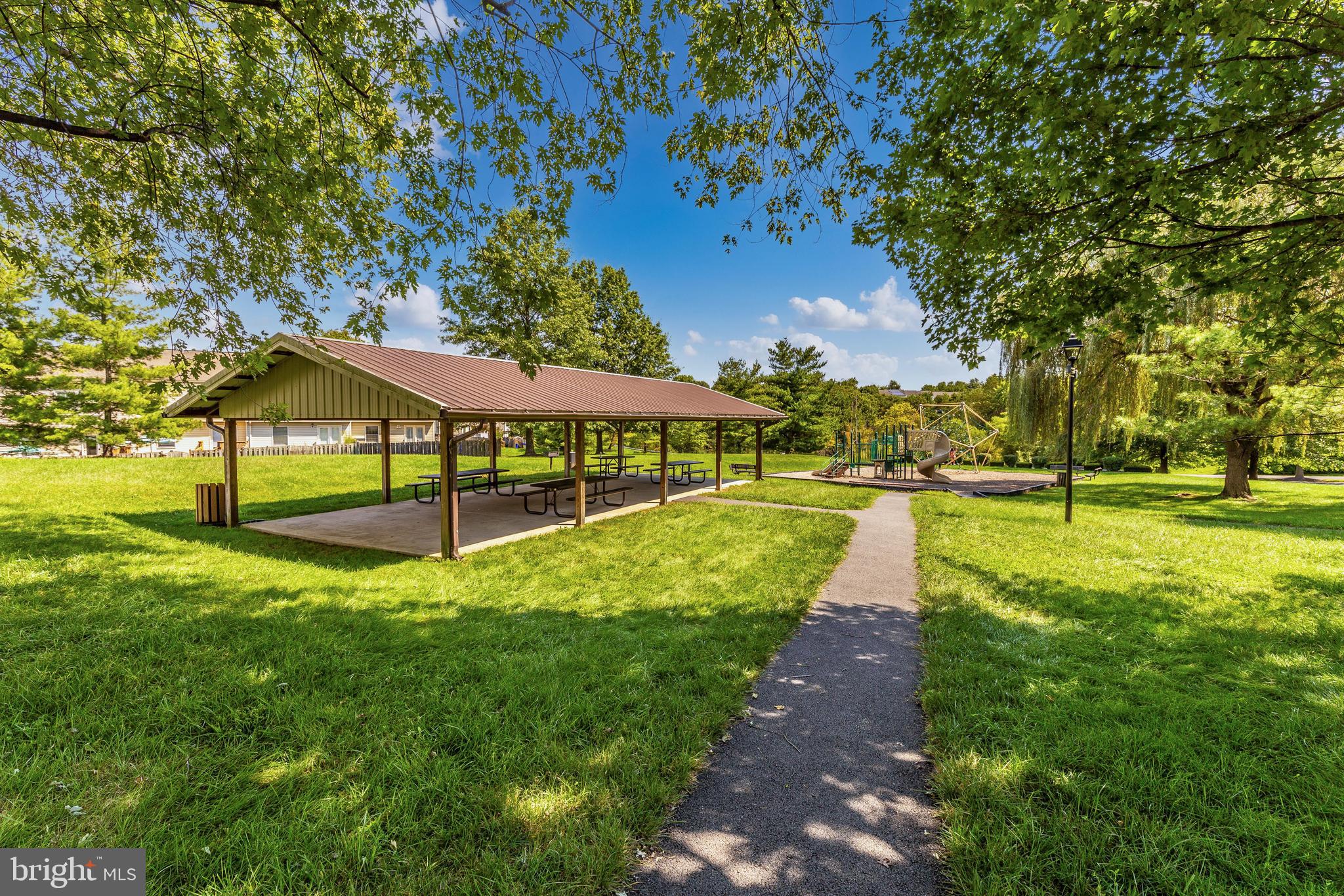 NEW MARKET WEST - Residential