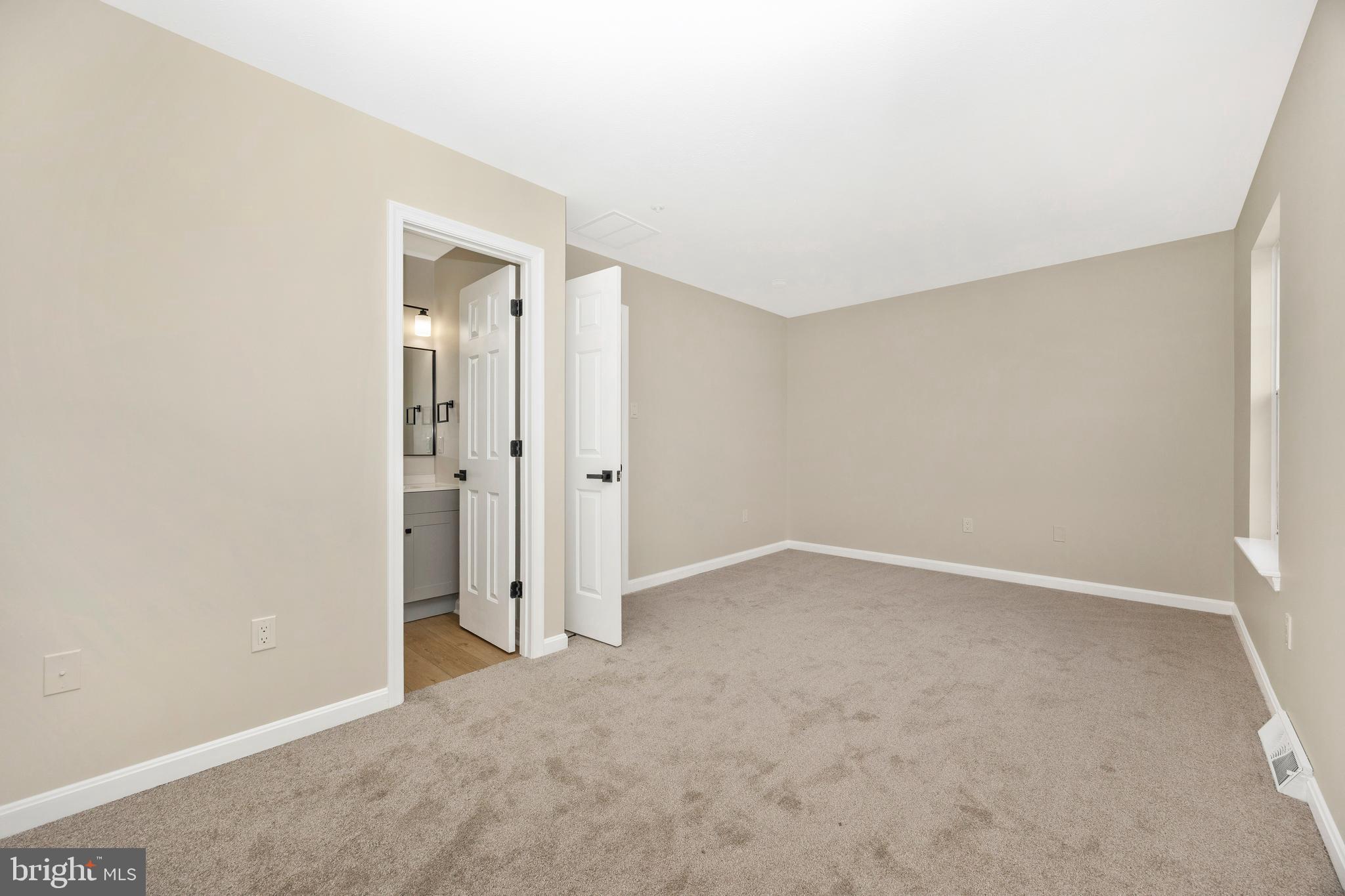 NEW MARKET WEST - Residential