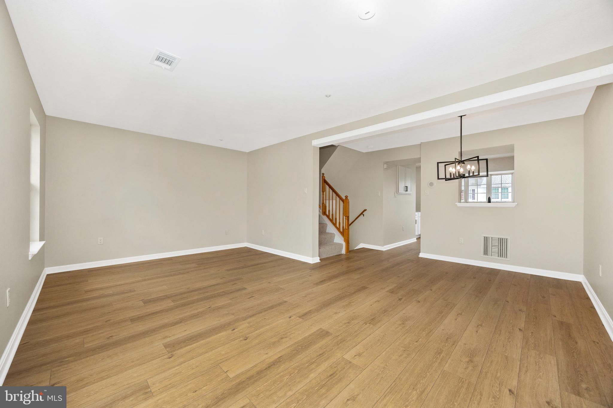 NEW MARKET WEST - Residential