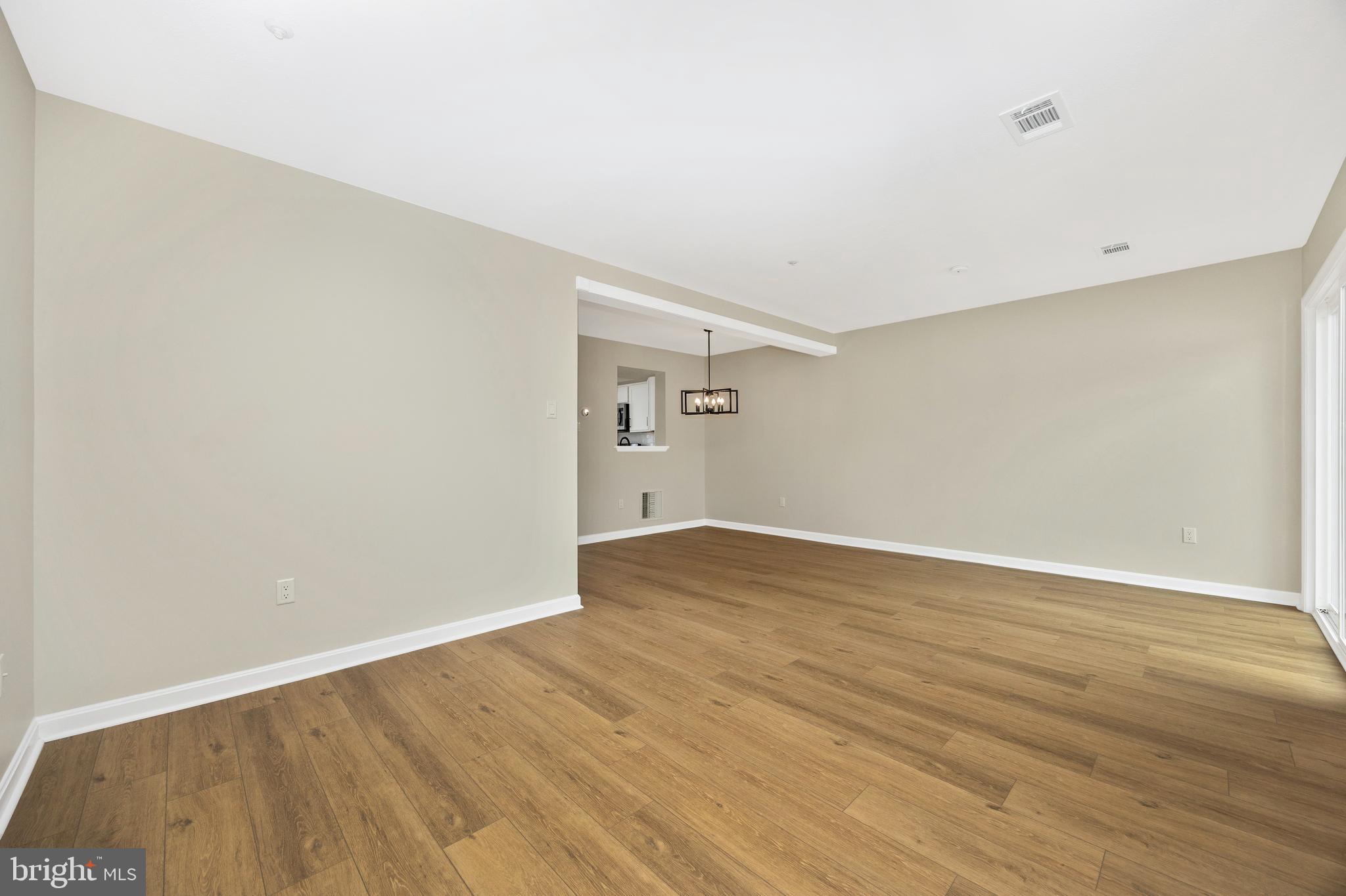 NEW MARKET WEST - Residential