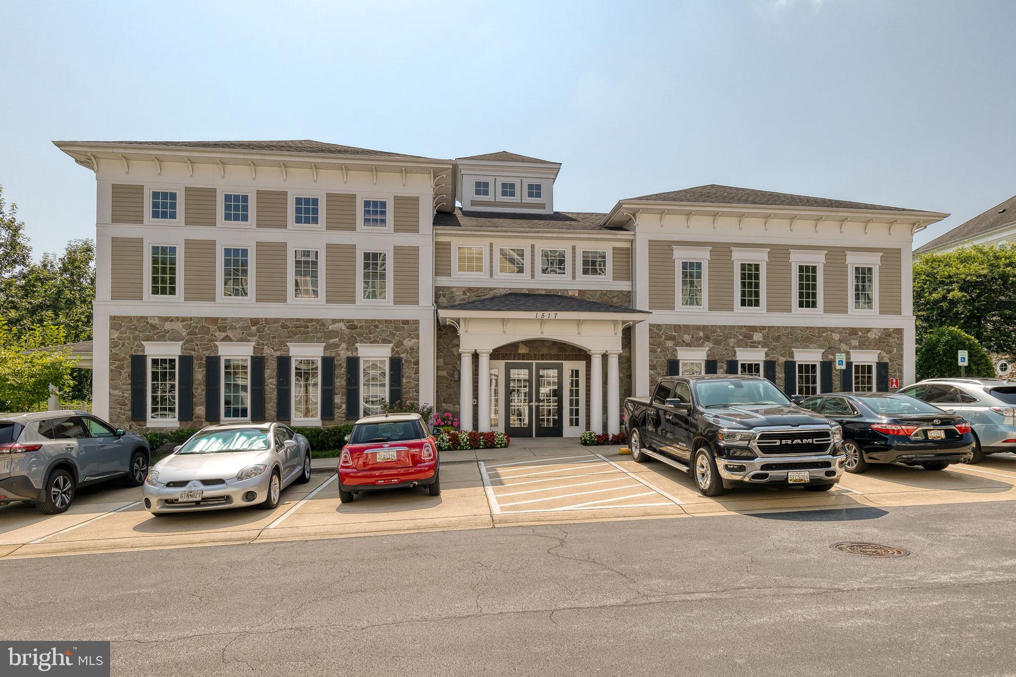 FOUR SEASONS ESTATES - Residential