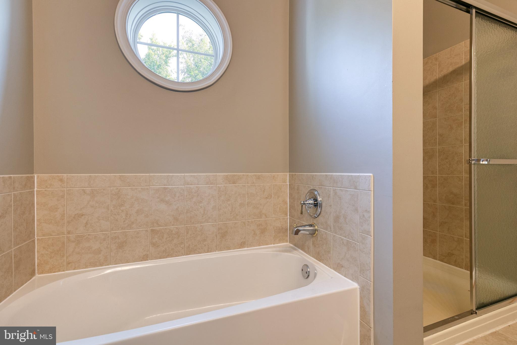 FOUR SEASONS ESTATES - Residential