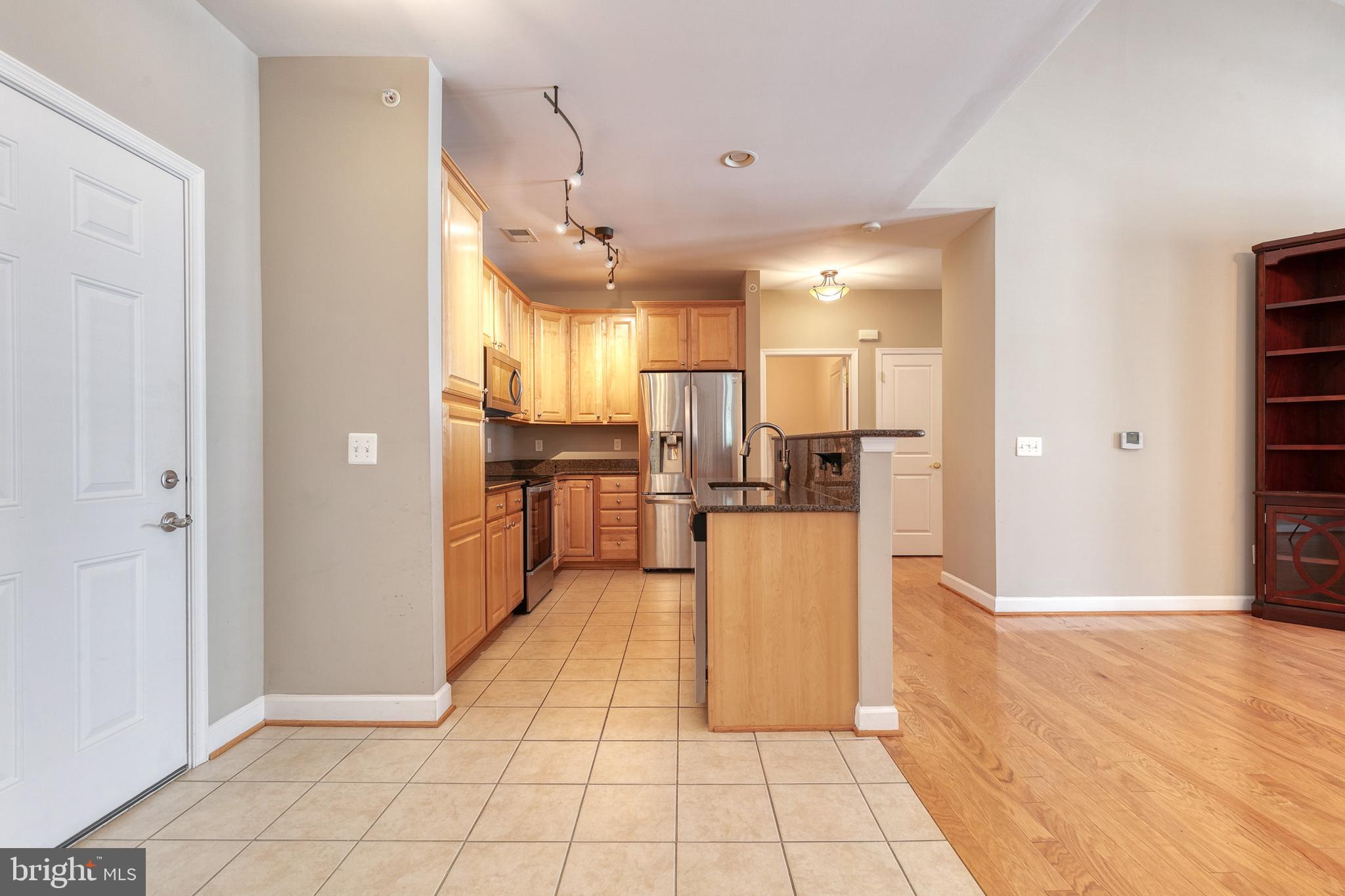 FOUR SEASONS ESTATES - Residential