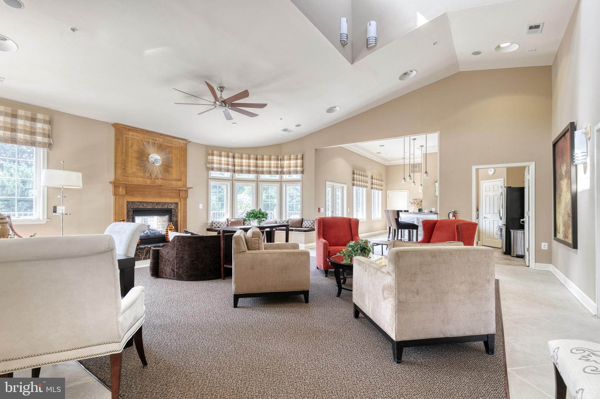 FOUR SEASONS ESTATES - Residential