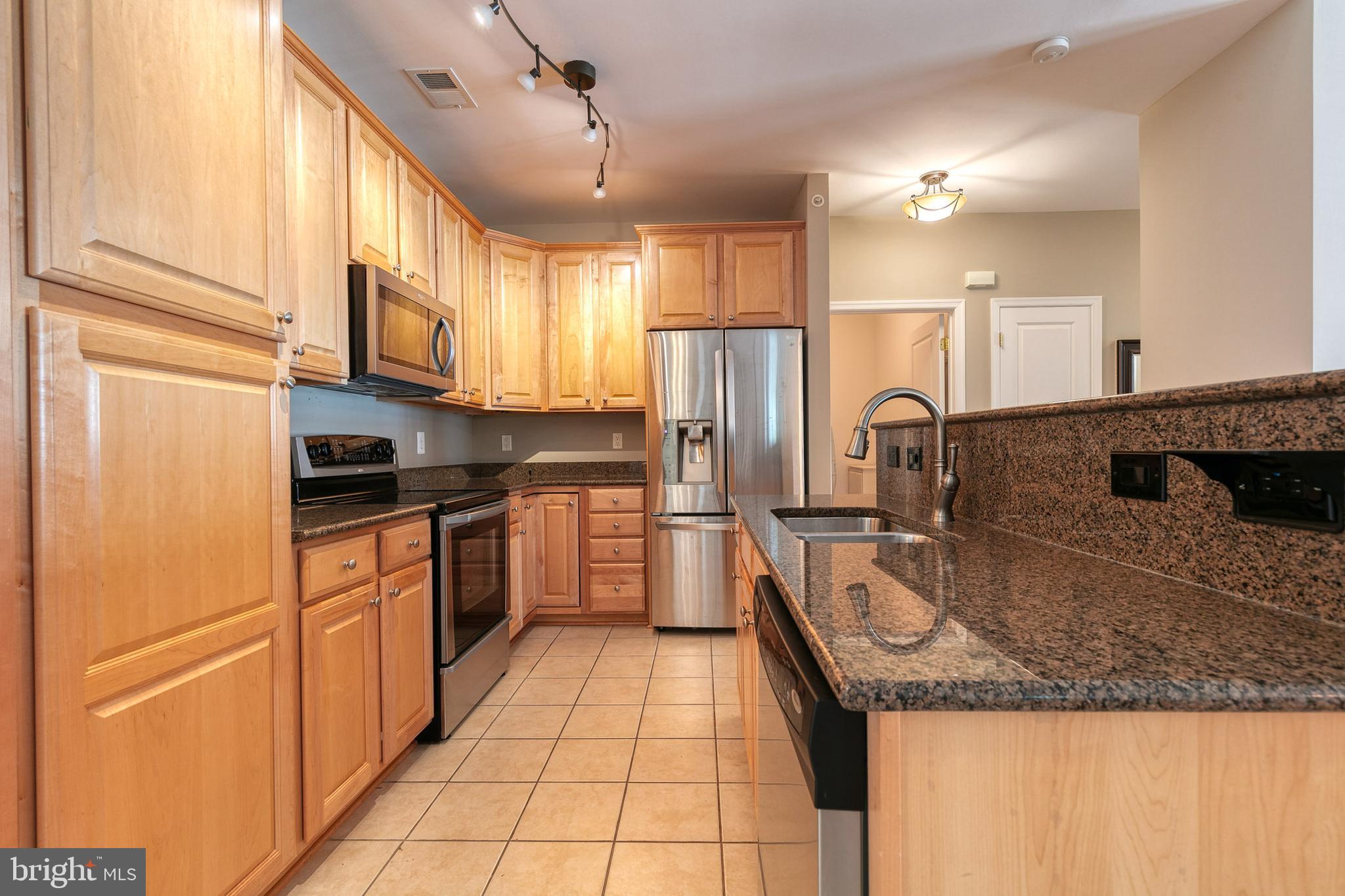 FOUR SEASONS ESTATES - Residential