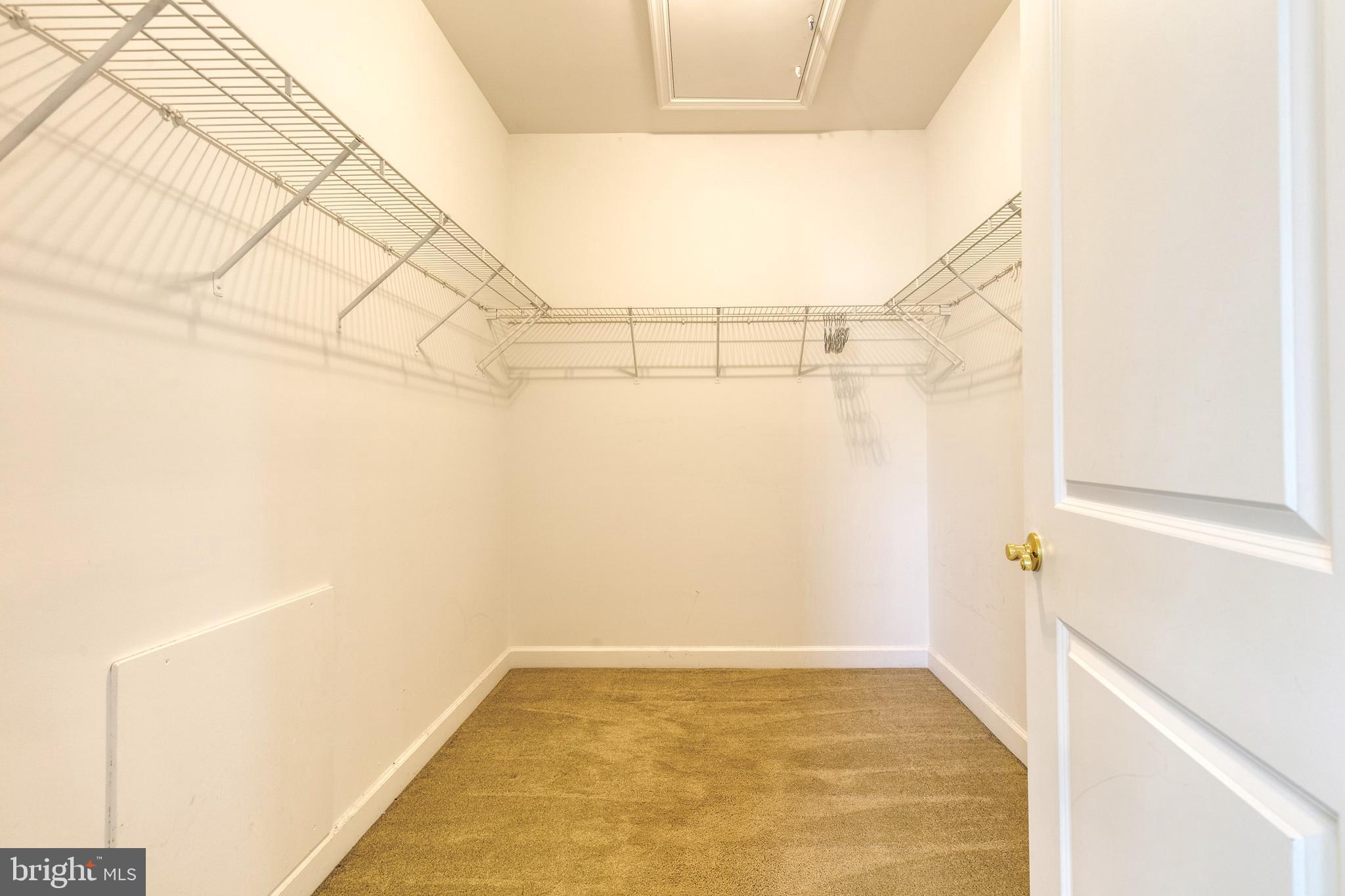 FOUR SEASONS ESTATES - Residential