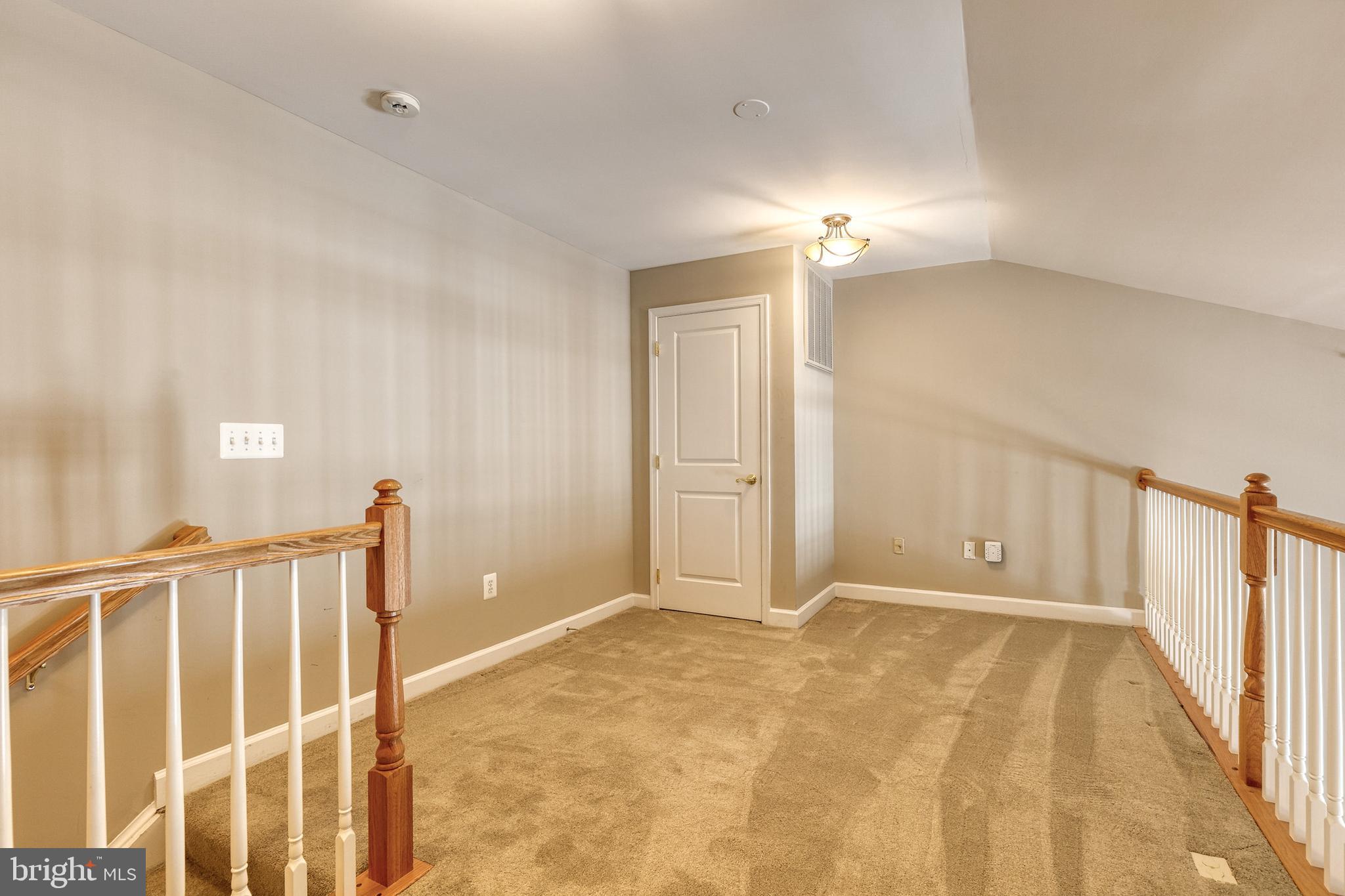 FOUR SEASONS ESTATES - Residential