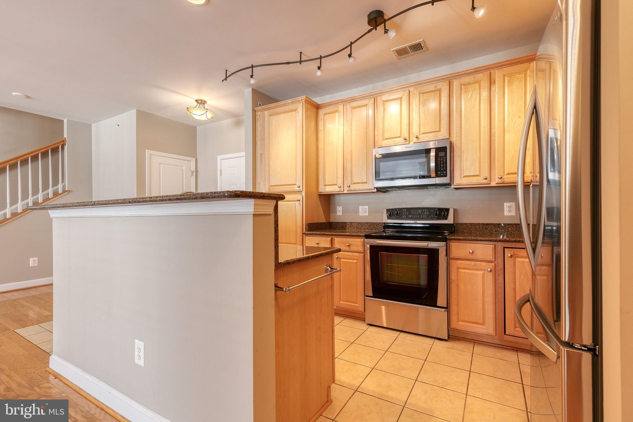 FOUR SEASONS ESTATES - Residential