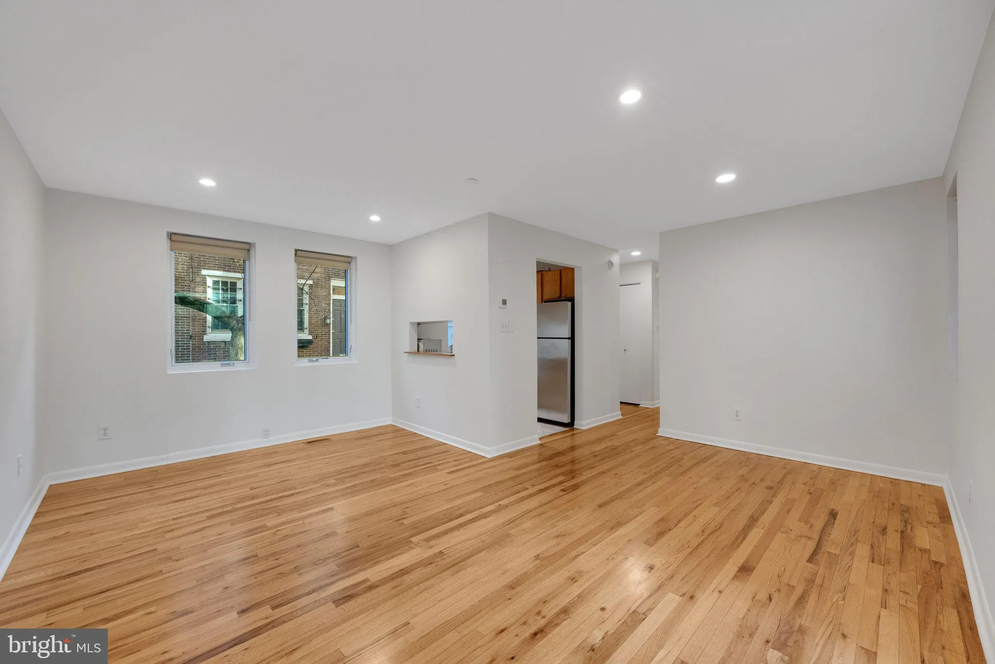 Philadelphia, Pennsylvania 19107, United States, 5 Bedrooms Bedrooms, ,4 BathroomsBathrooms,Residential,Active,95703