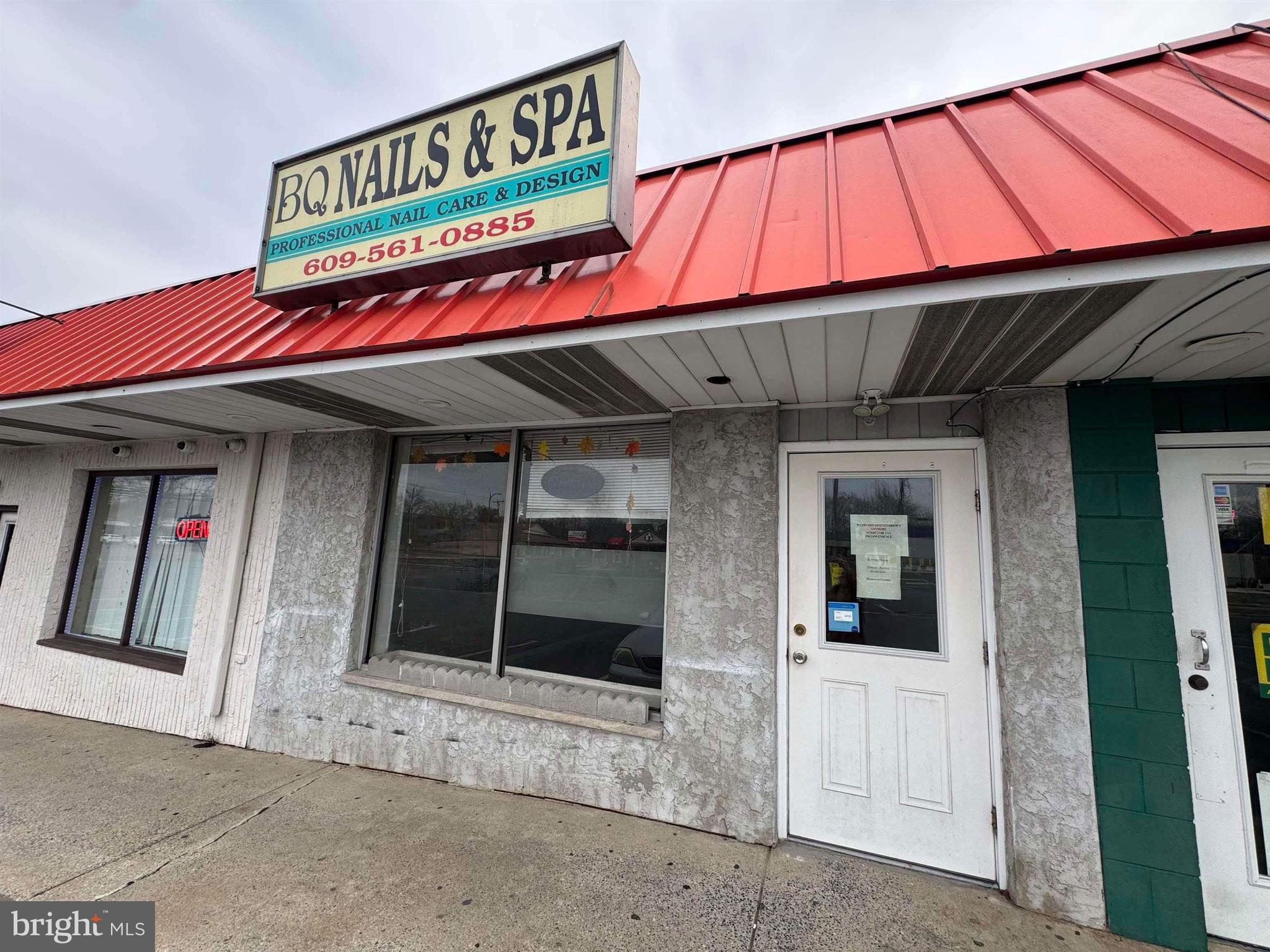 10 N WHITE HORSE PIKE 7